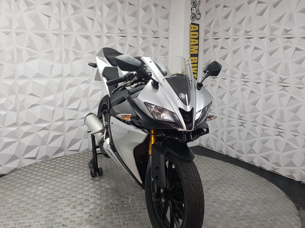 2018 YAMAHA YZF R125 ABS
