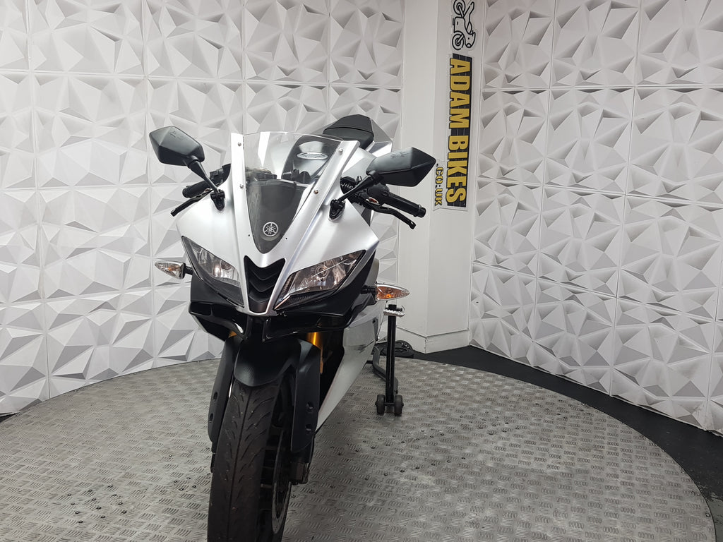 2018 YAMAHA YZF R125 ABS