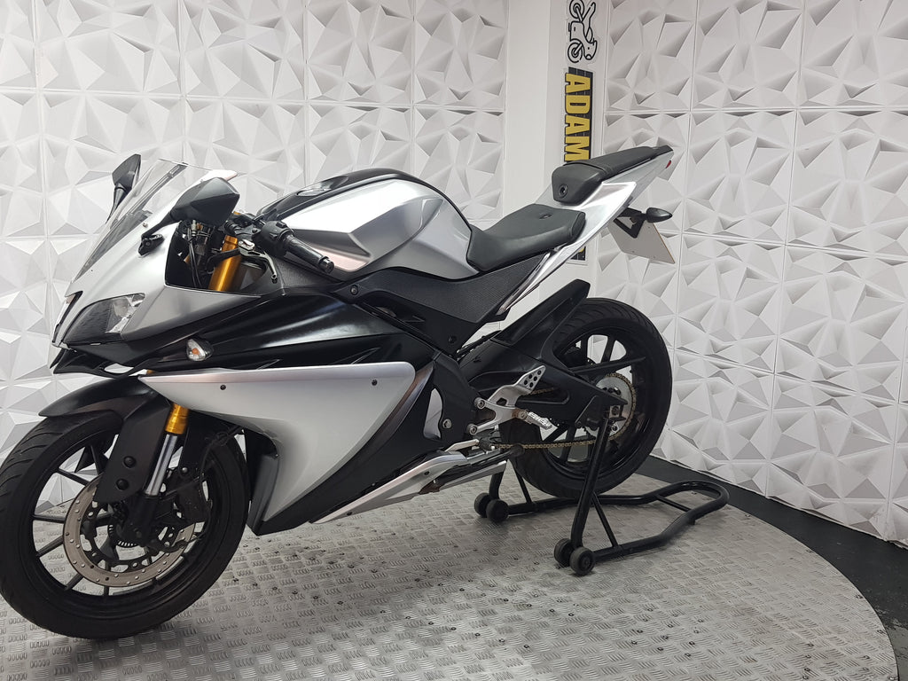 2018 YAMAHA YZF R125 ABS
