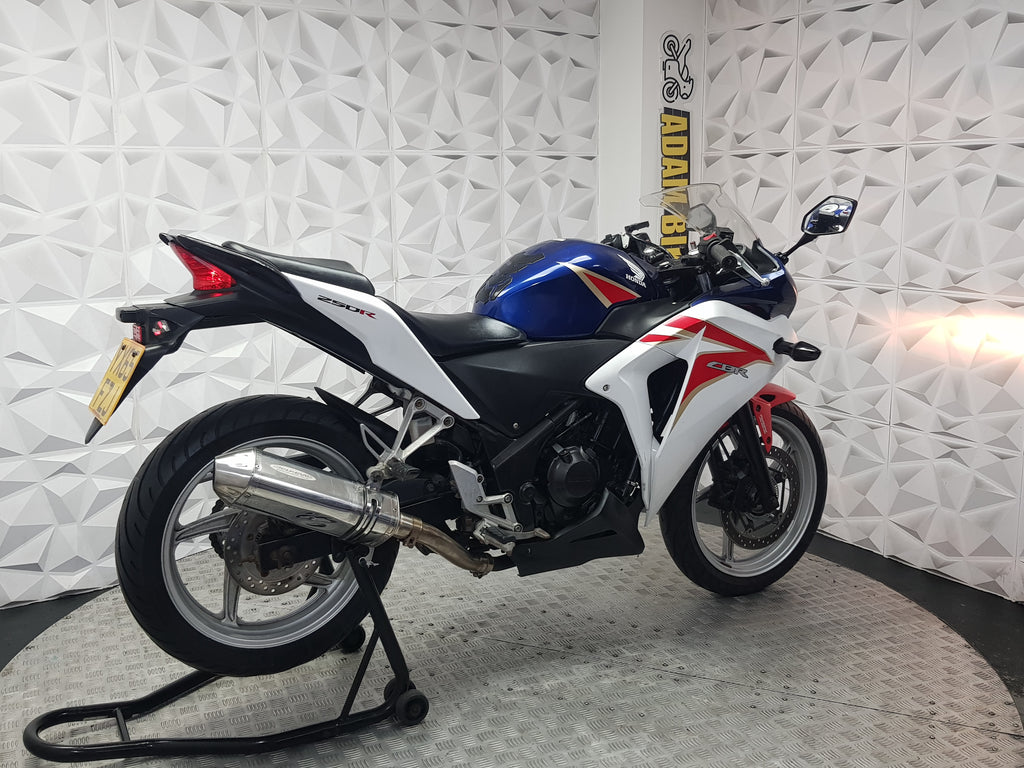 2015 Honda CBR250R