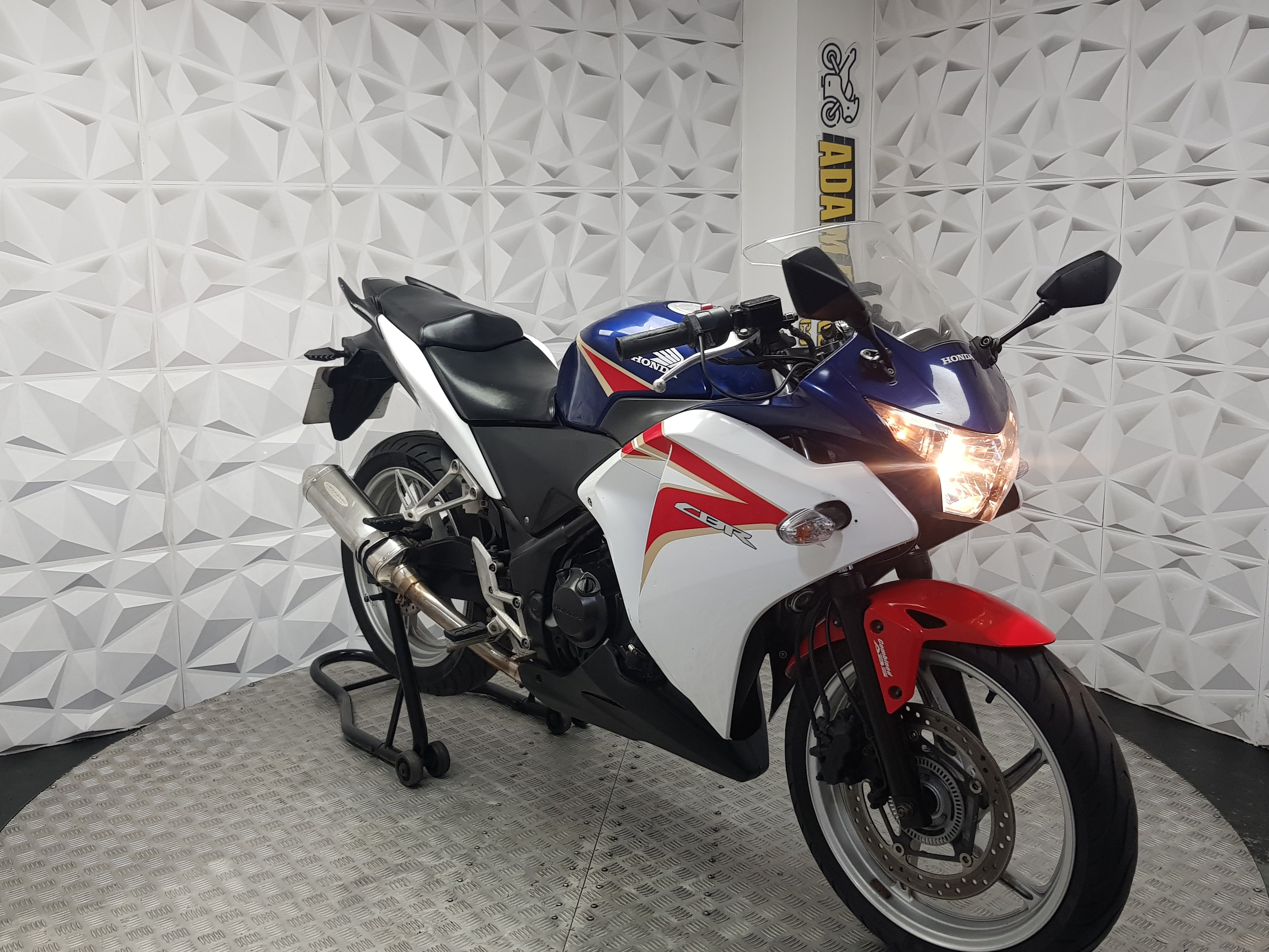 2015 Honda CBR250R