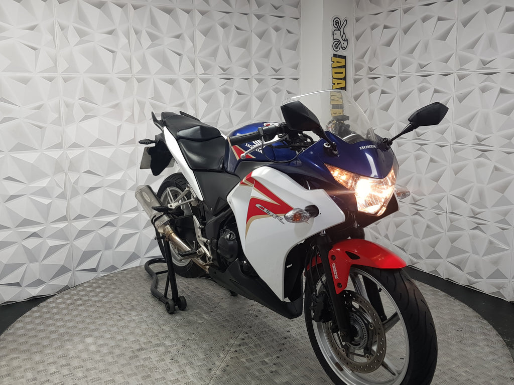 2015 Honda CBR250R
