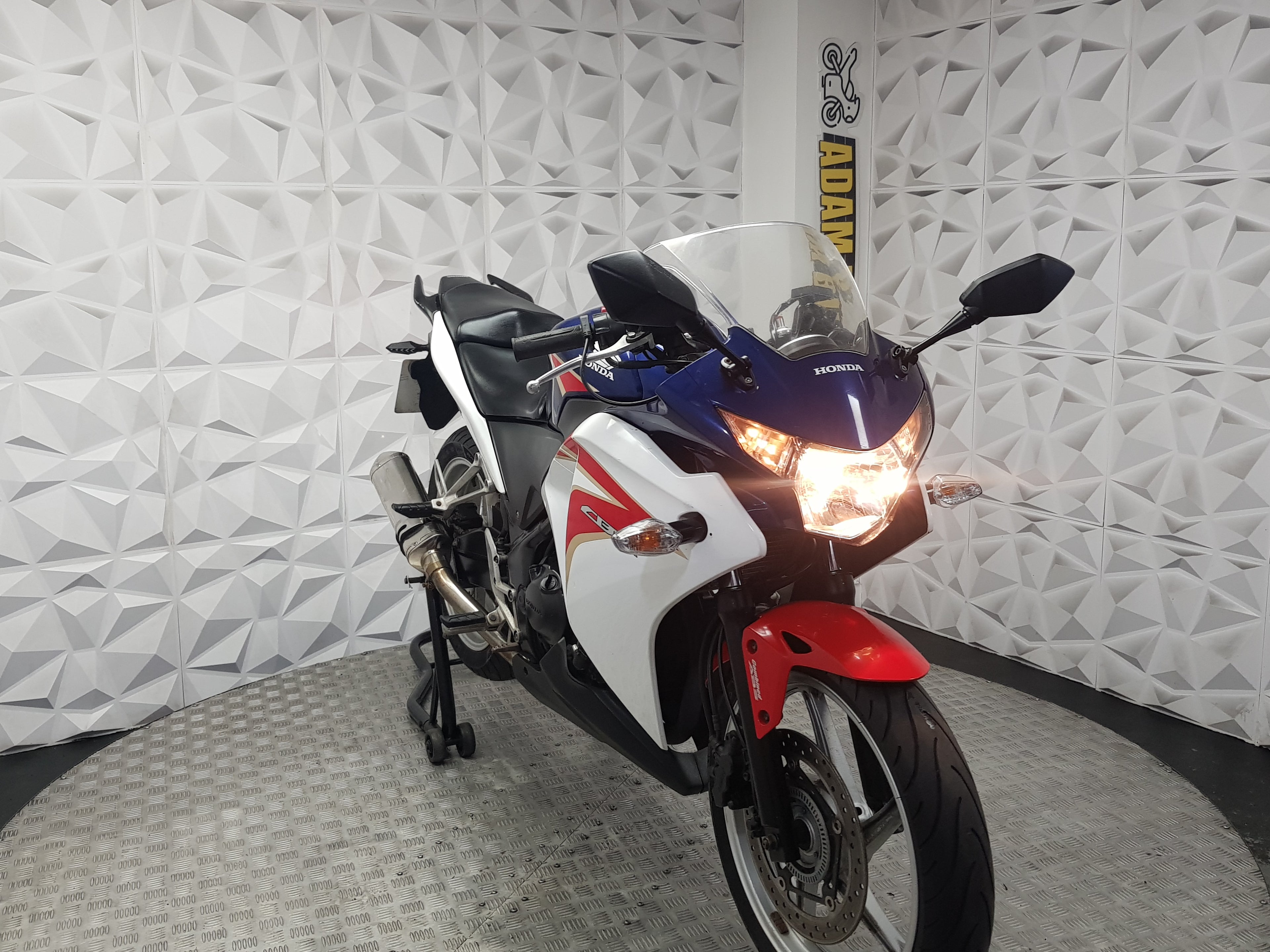 2015 Honda CBR250R