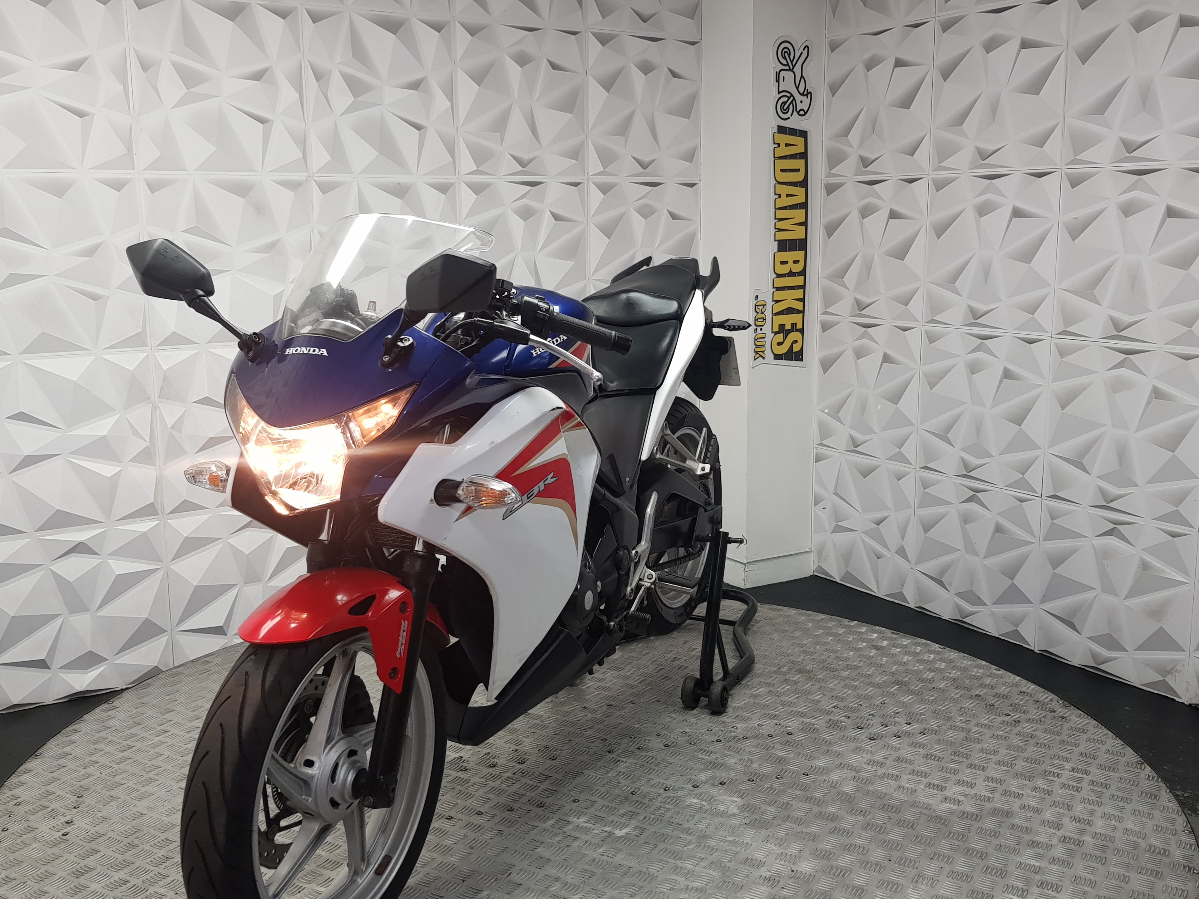 2015 Honda CBR250R