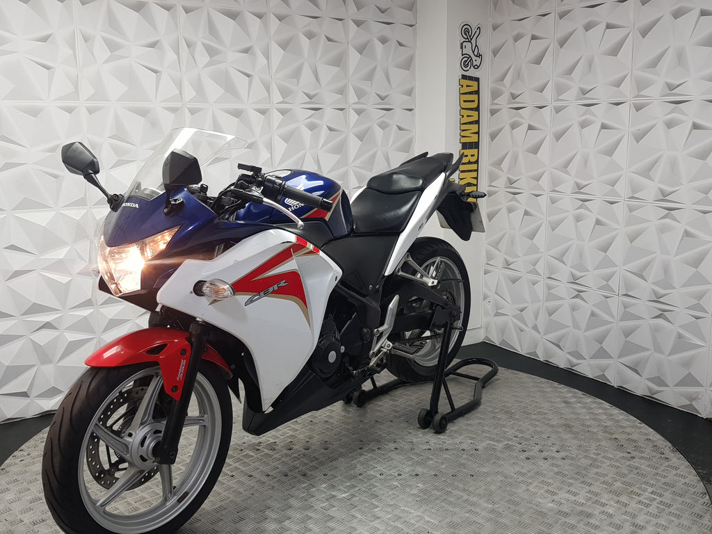 2015 Honda CBR250R