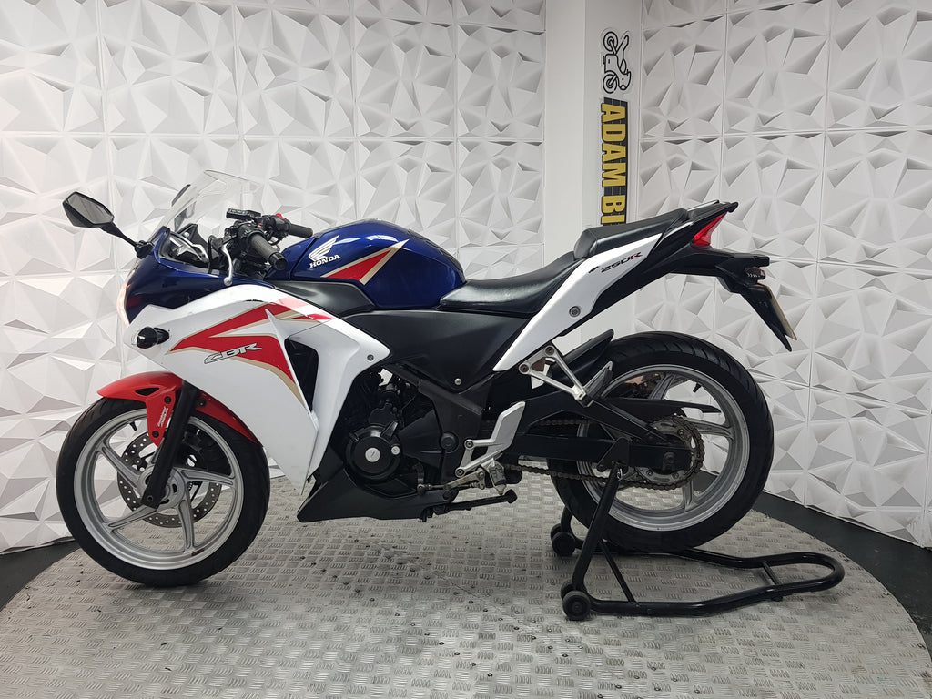 2015 Honda CBR250R