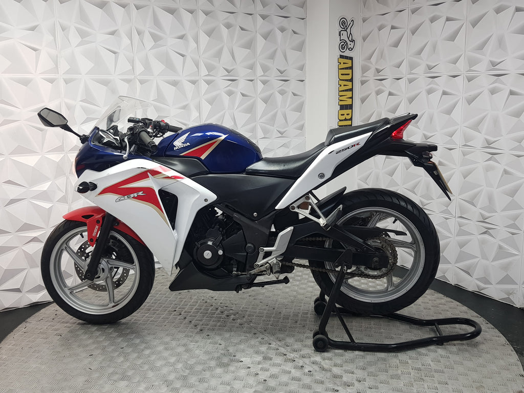 2015 Honda CBR250R