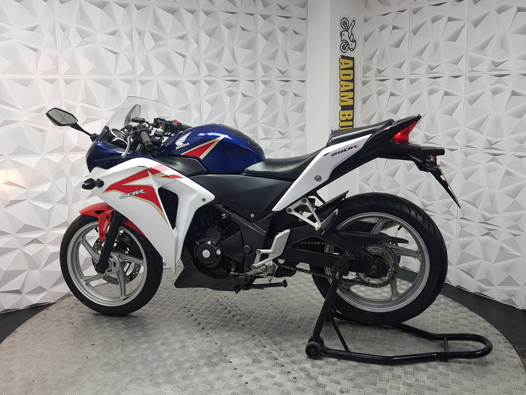 2015 Honda CBR250R
