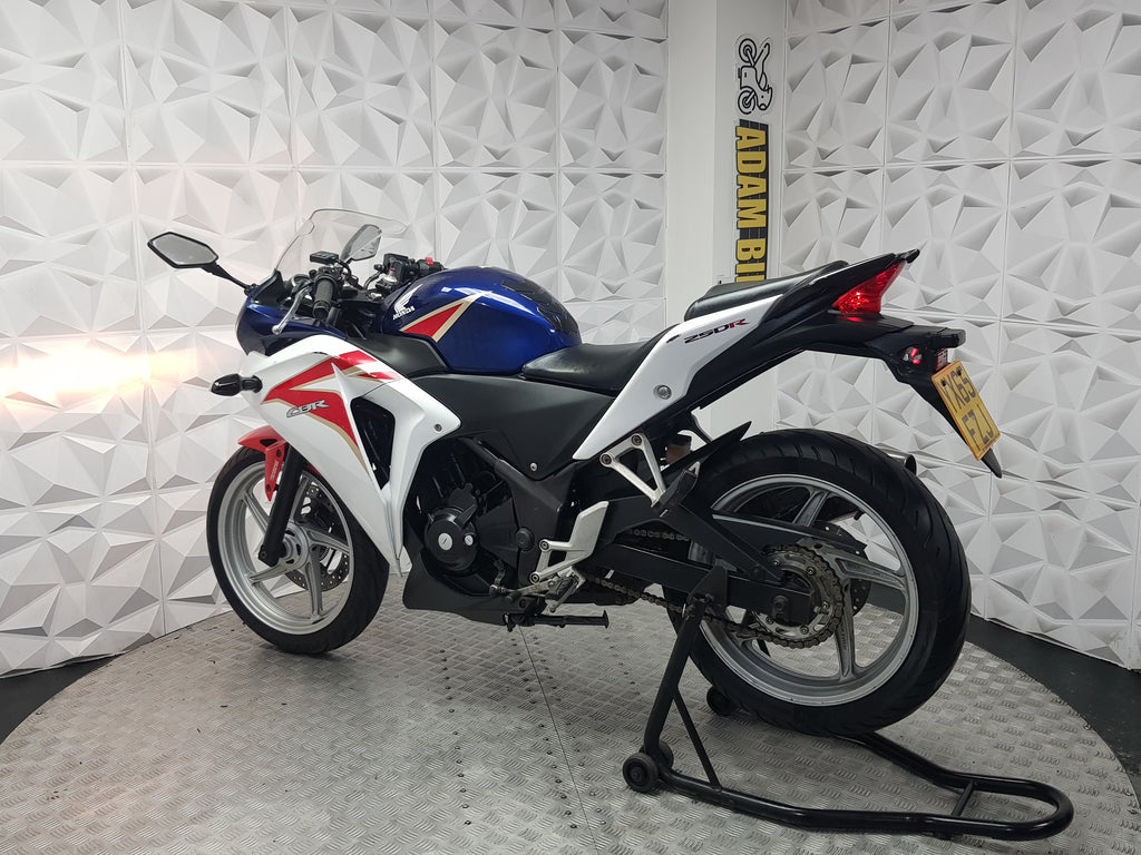 2015 Honda CBR250R
