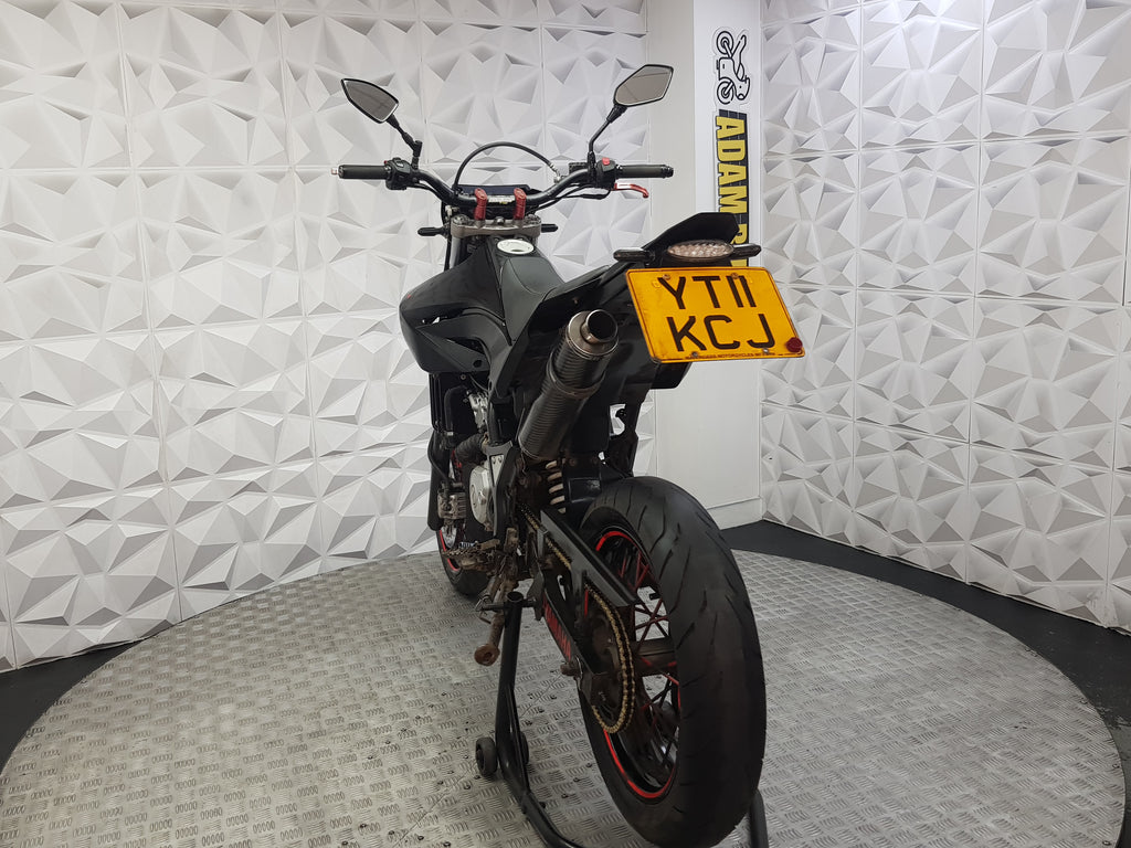 2011 YAMAHA WR125X