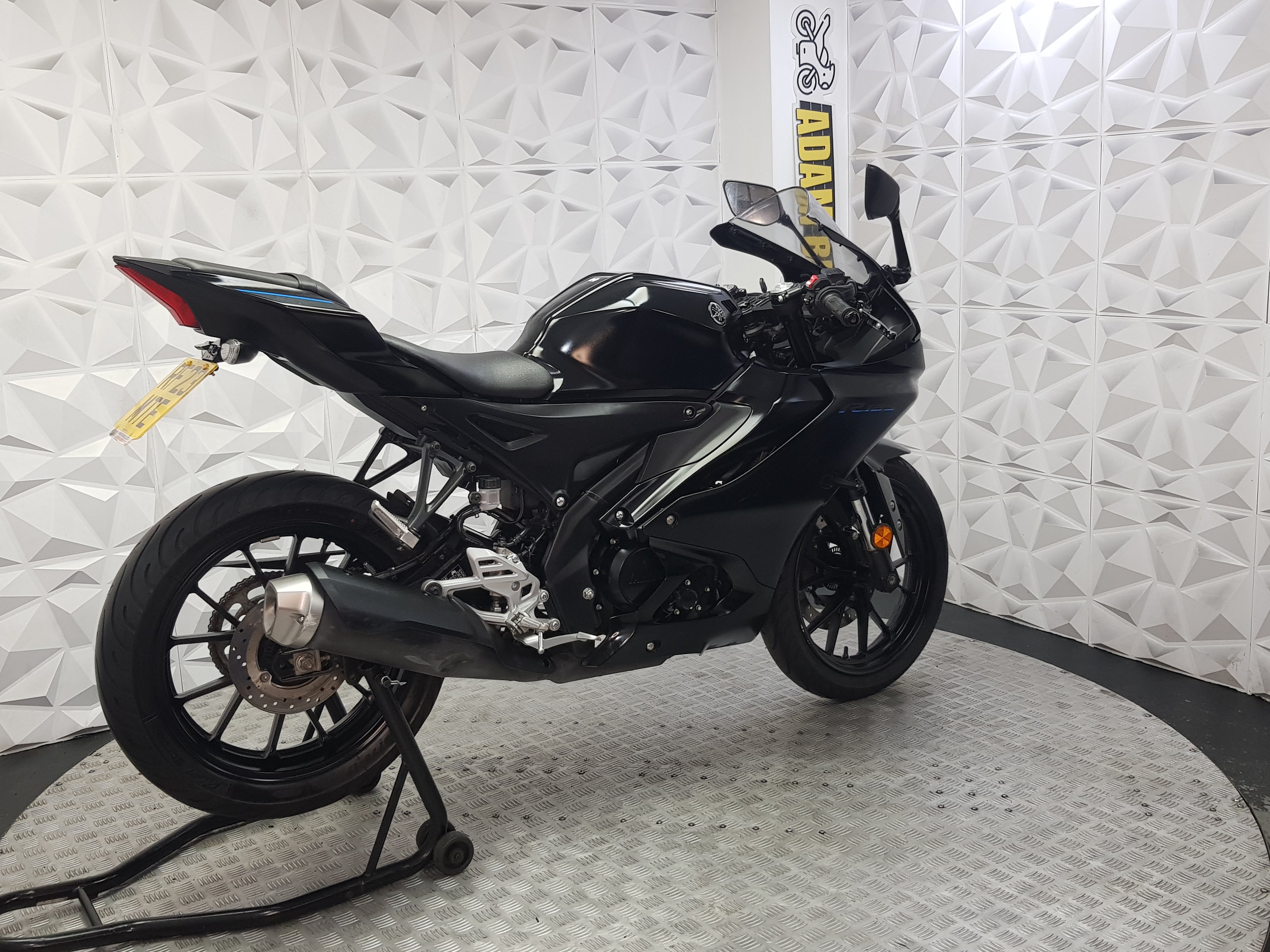 2023 YAMAHA YZF R125 ABS