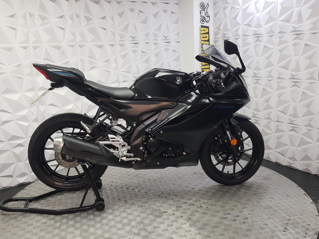 2023 YAMAHA YZF R125 ABS