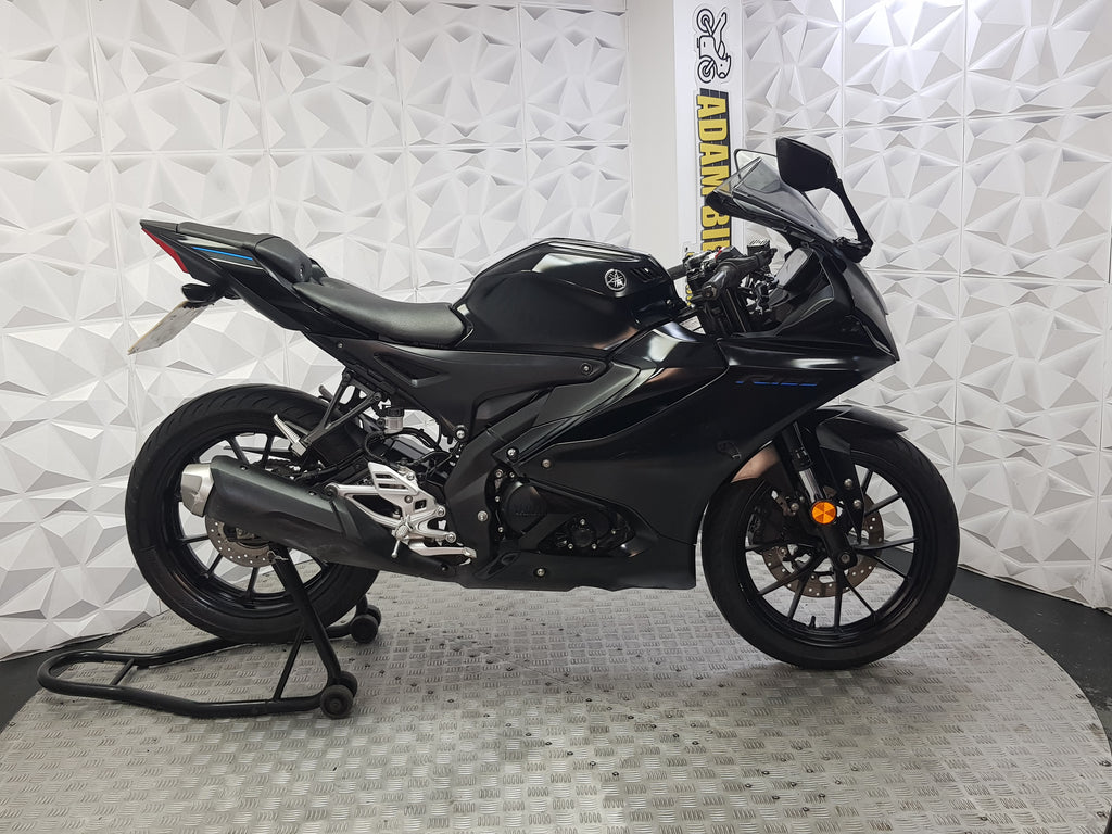 2023 YAMAHA YZF R125 ABS