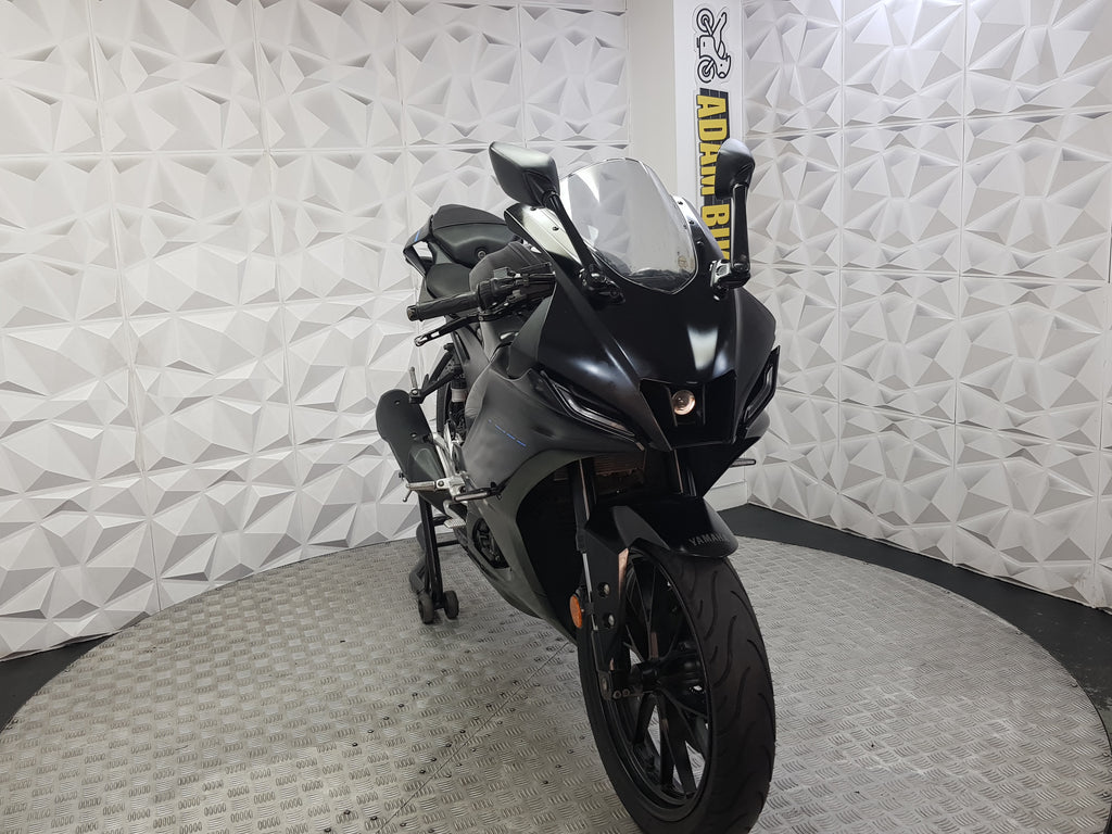 2023 YAMAHA YZF R125 ABS