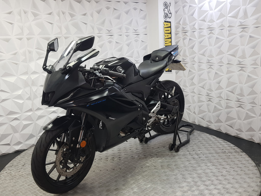 2023 YAMAHA YZF R125 ABS