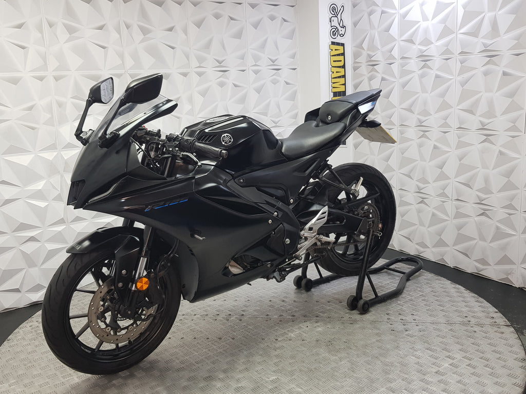2023 YAMAHA YZF R125 ABS