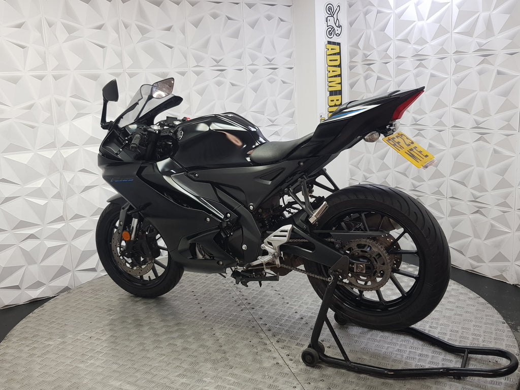 2023 YAMAHA YZF R125 ABS