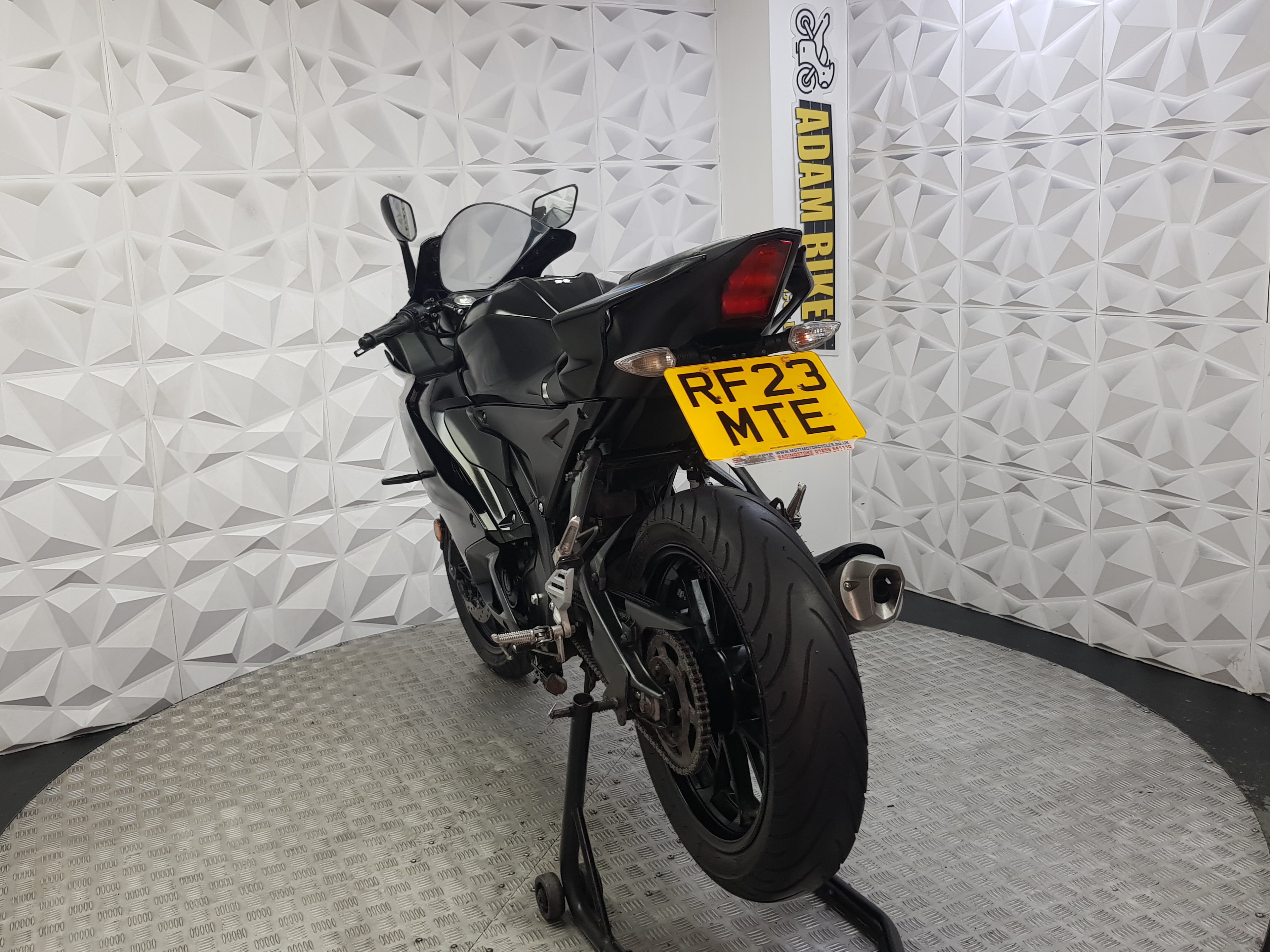 2023 YAMAHA YZF R125 ABS