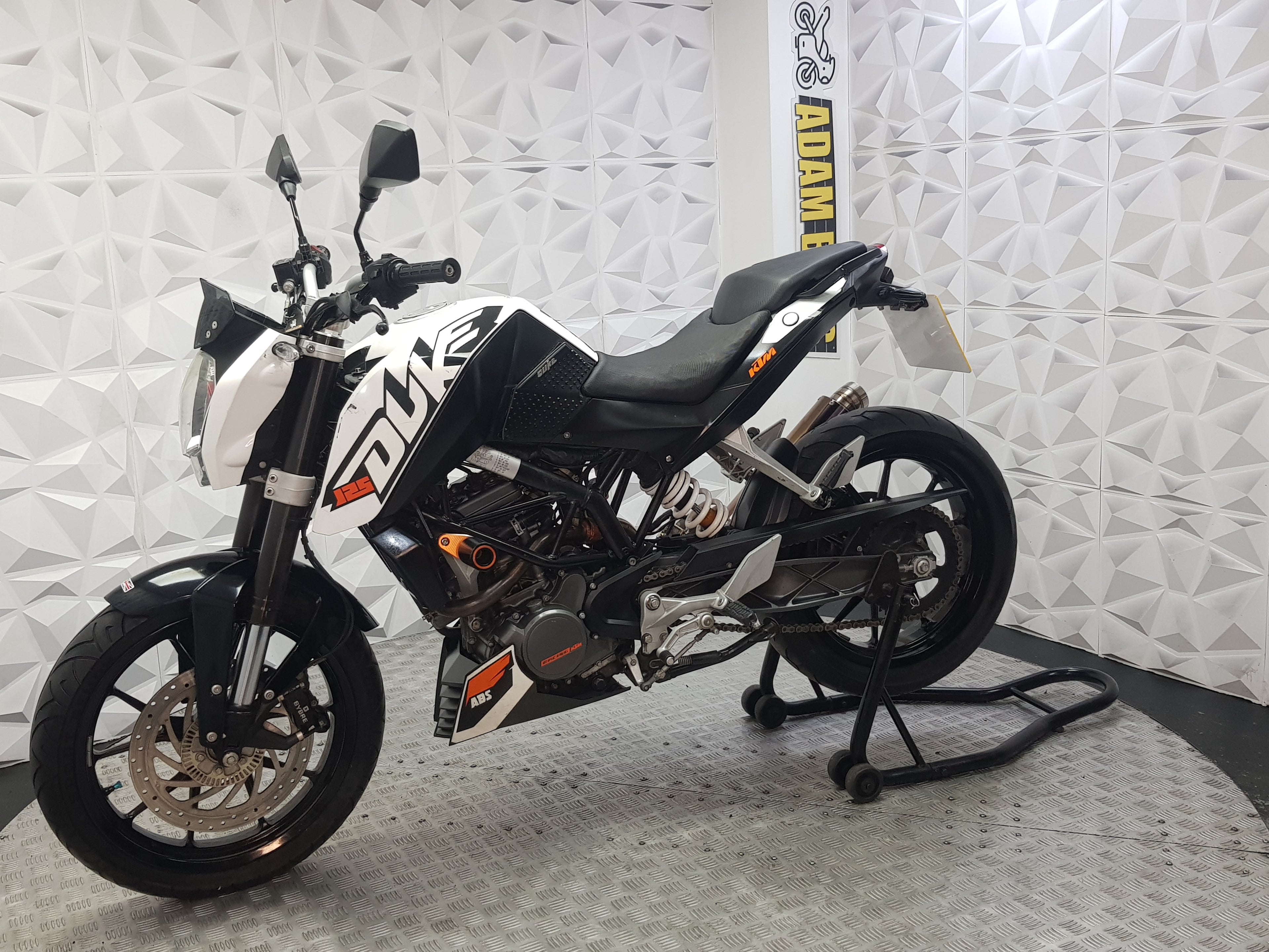 2013 KTM DUKE 125