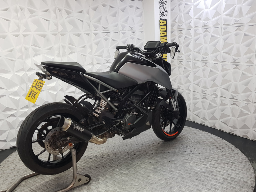 2019 KTM DUKE 125 ABS
