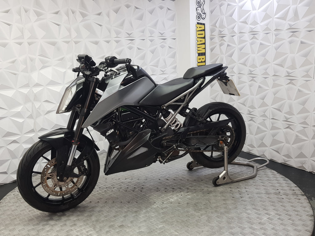 2019 KTM DUKE 125 ABS