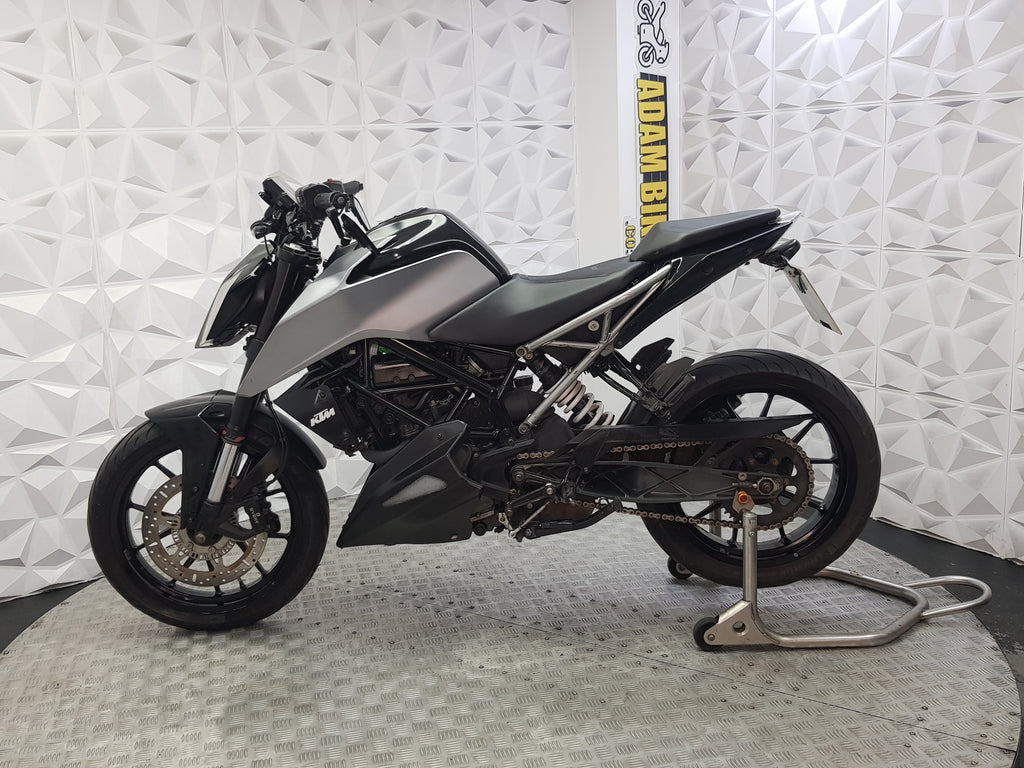 2019 KTM DUKE 125 ABS
