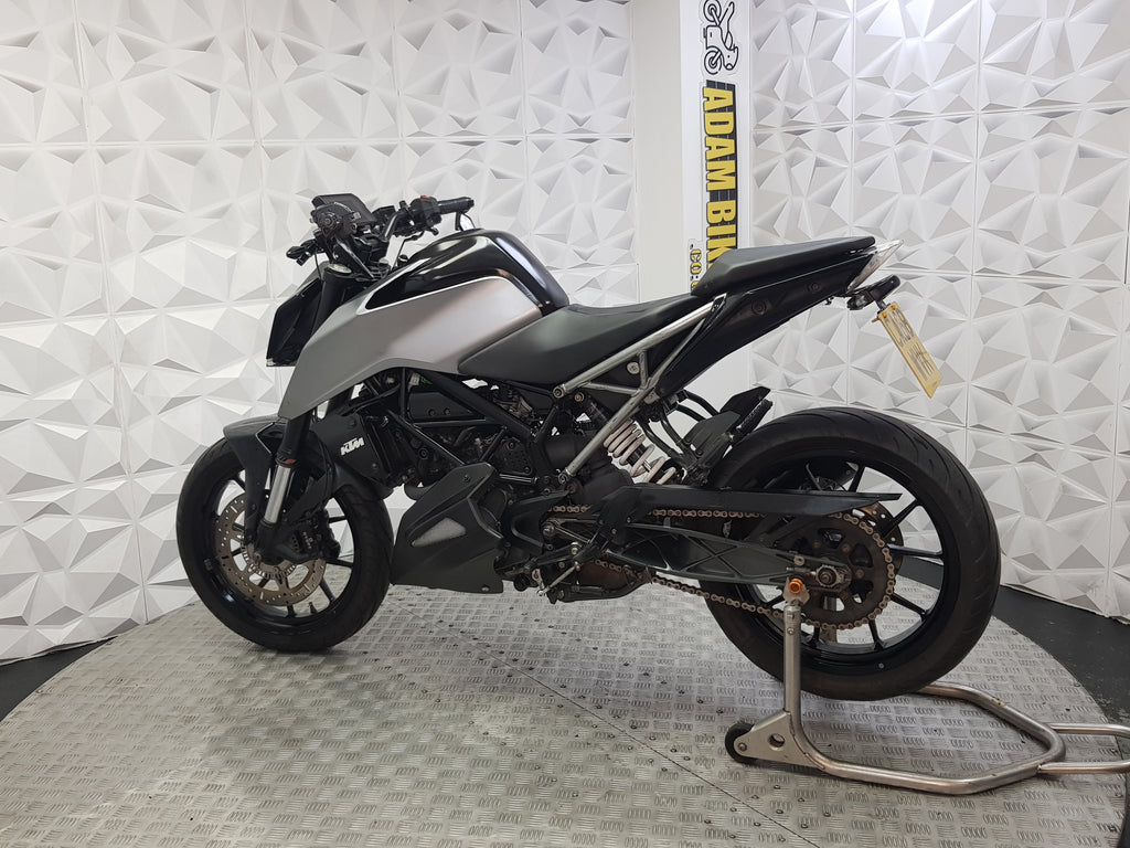 2019 KTM DUKE 125 ABS