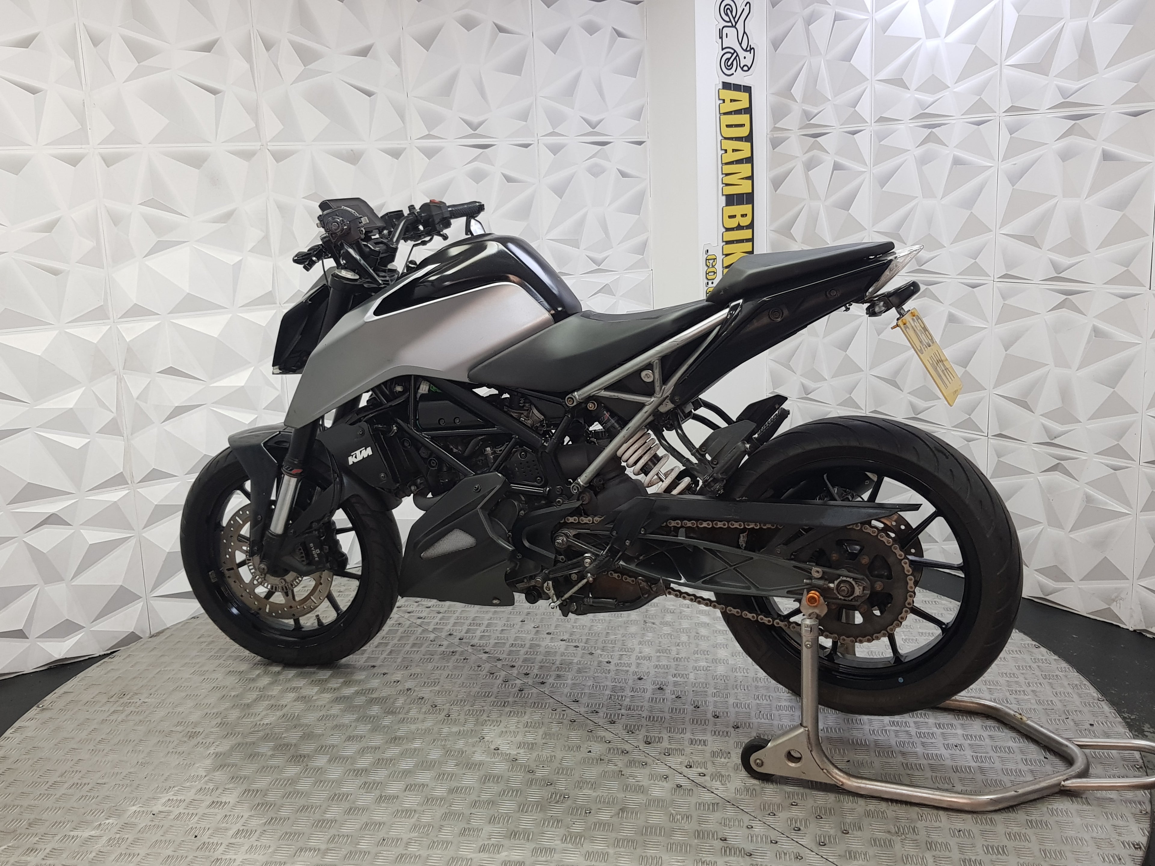 2019 KTM DUKE 125 ABS