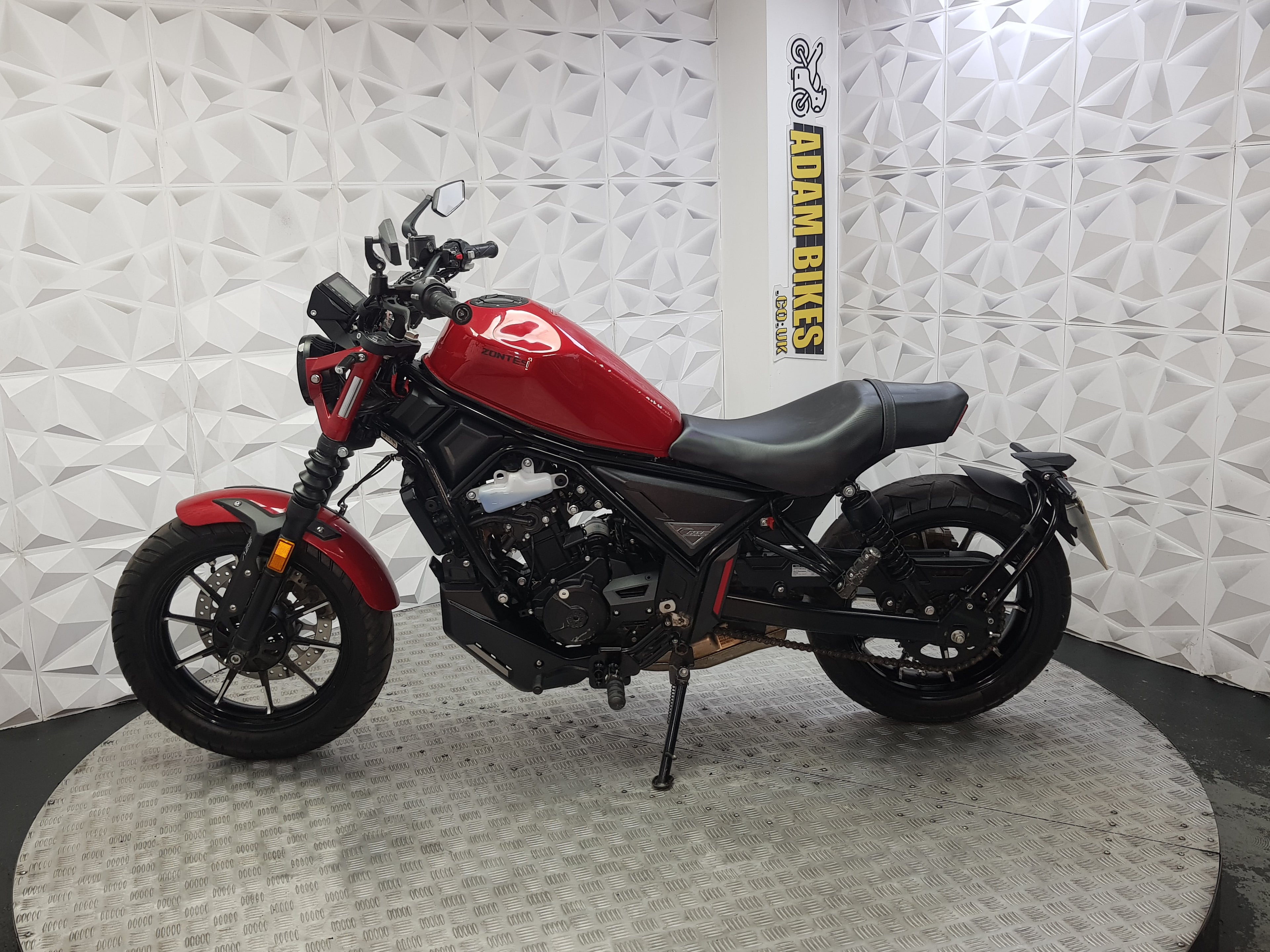 2025 ZONTES ZT 125 C