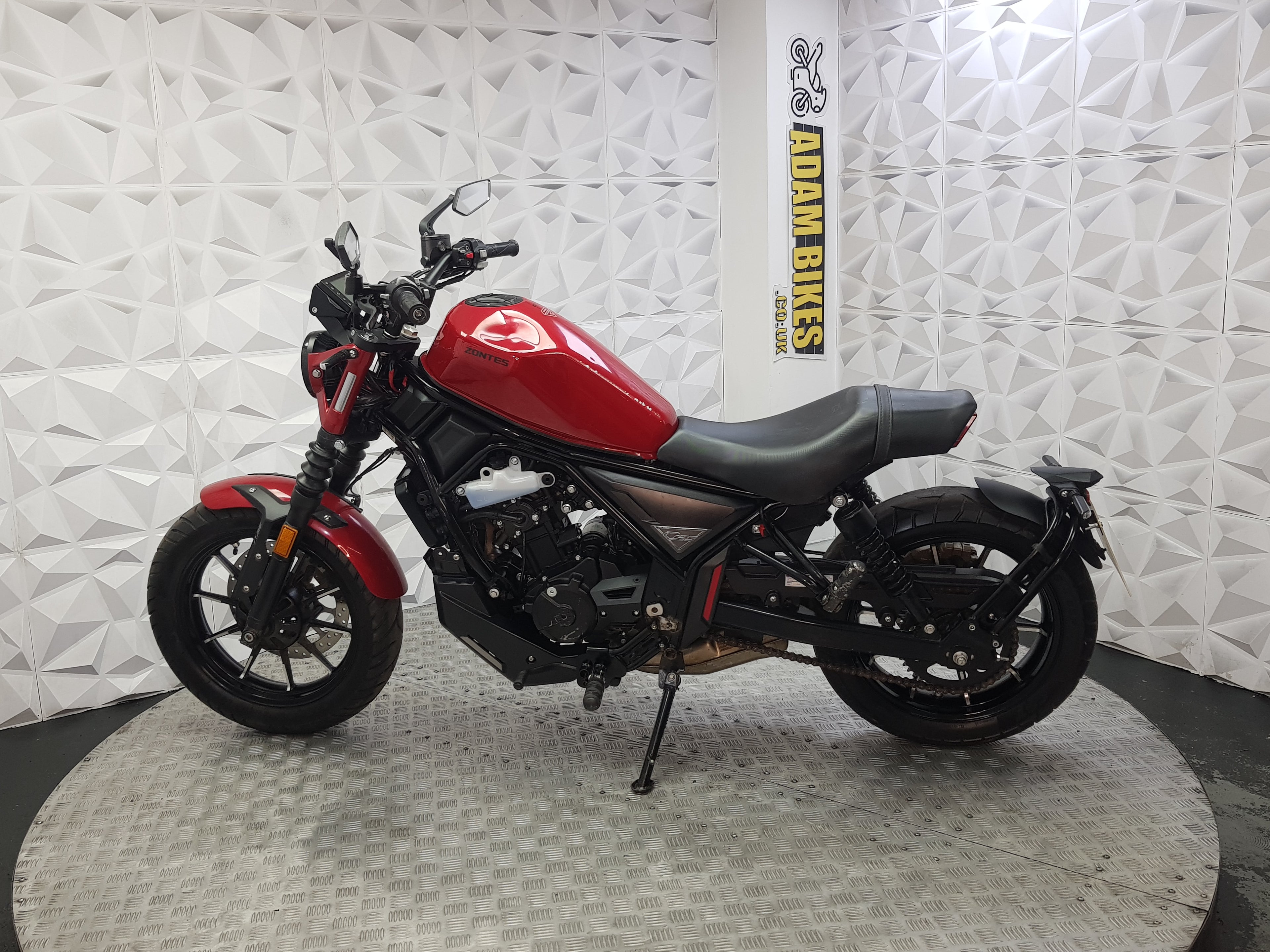 2025 ZONTES ZT 125 C