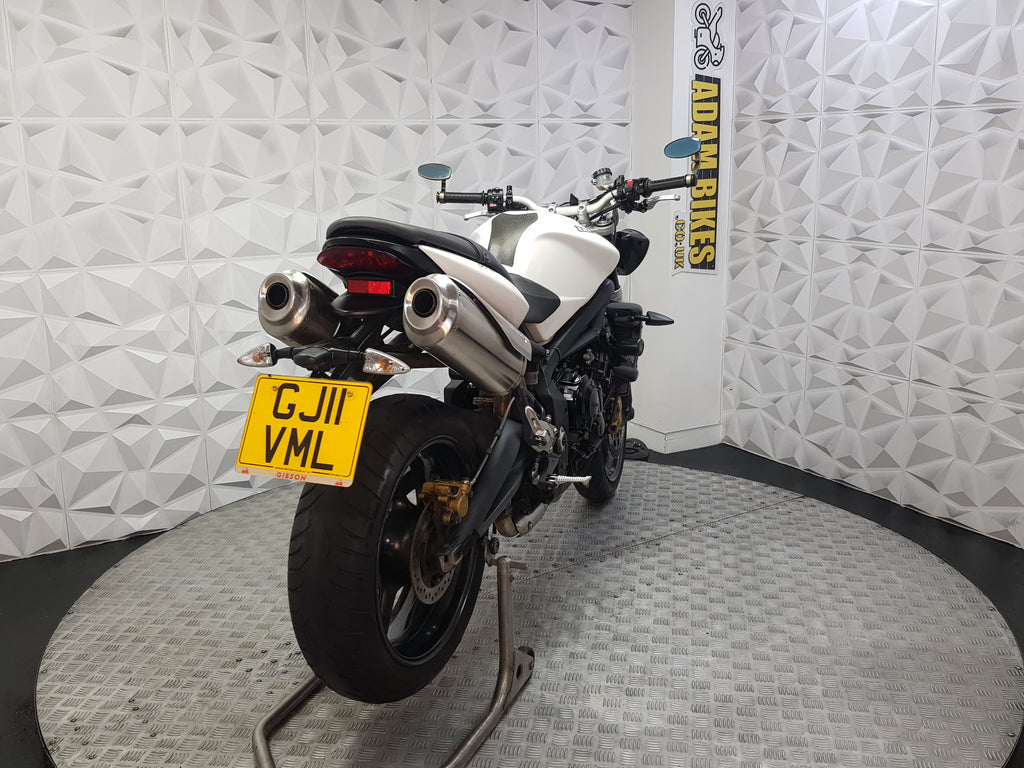 2011 TRUIMPH STREET TRIPLE 675 R