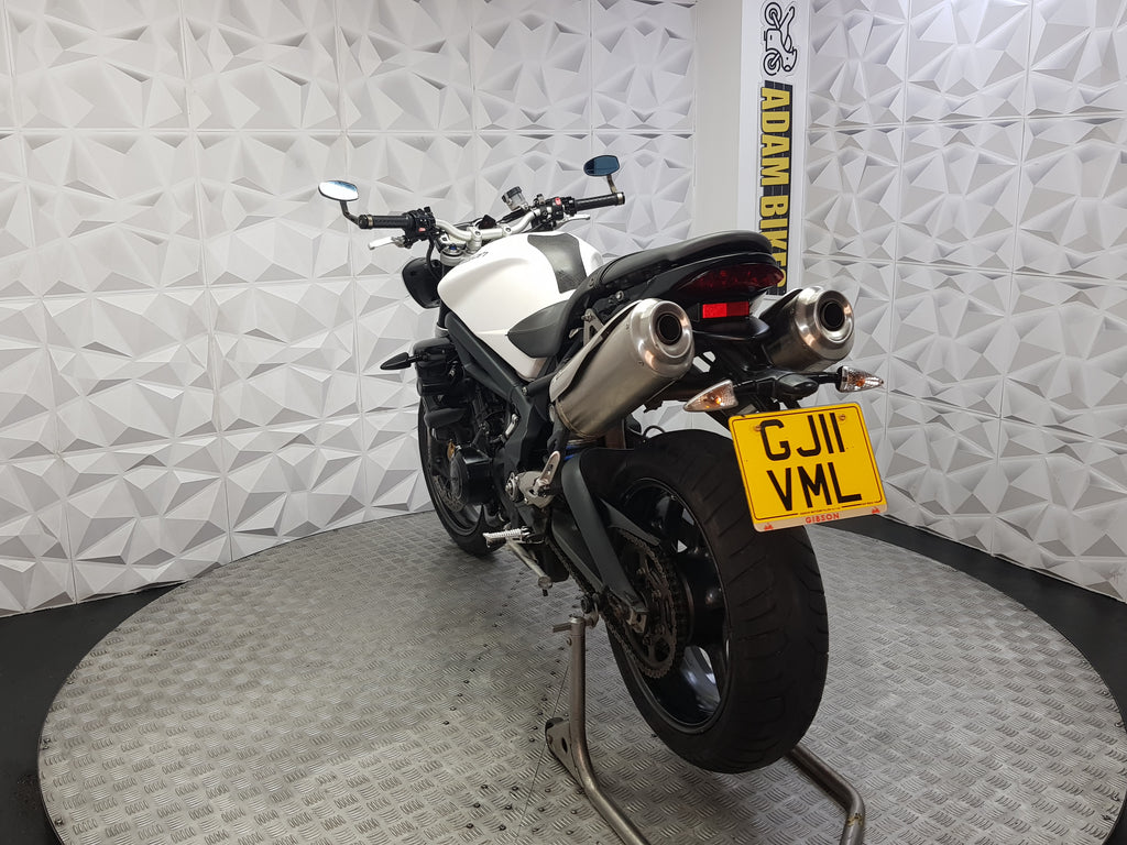 2011 TRUIMPH STREET TRIPLE 675 R