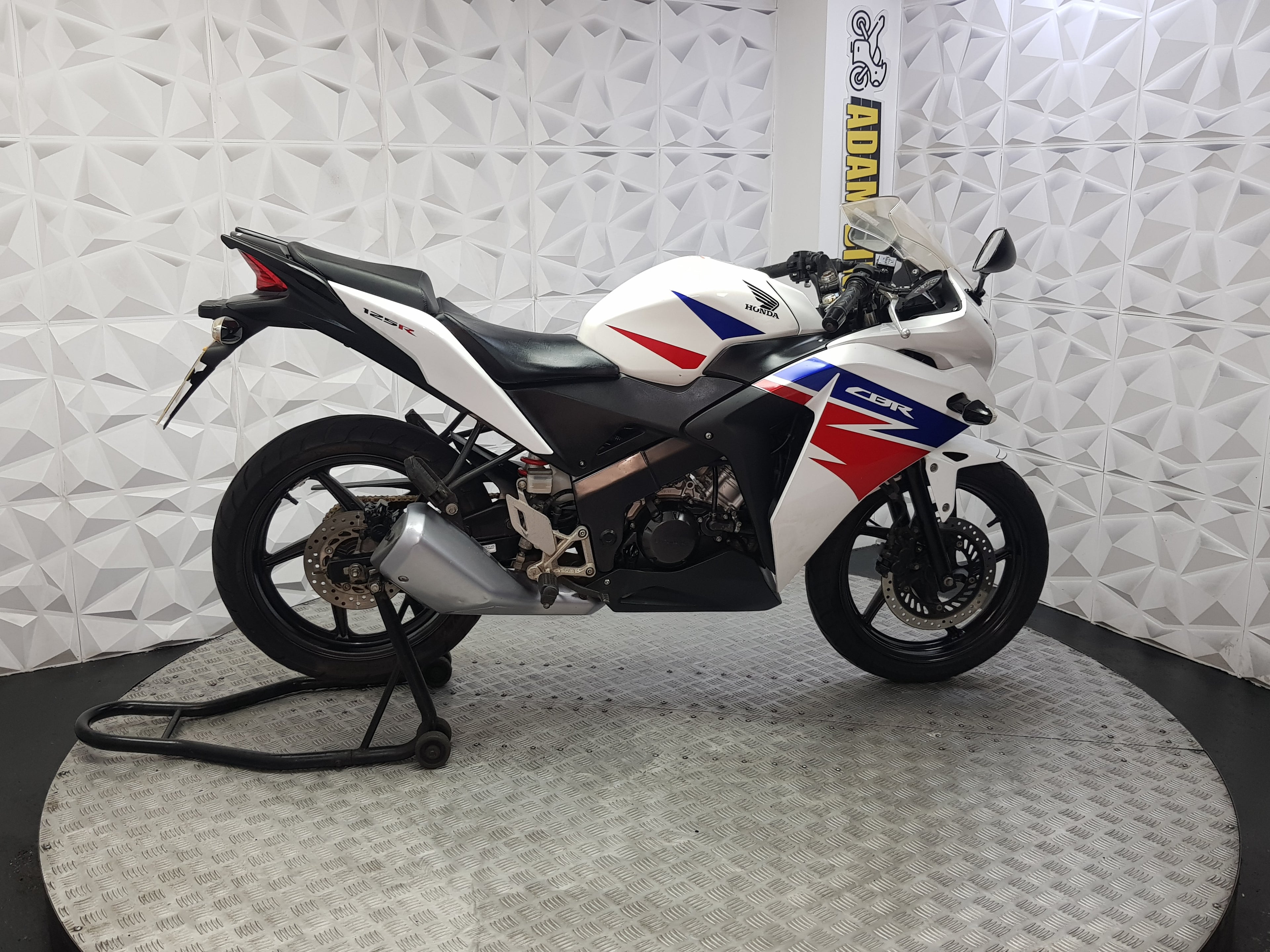 2013 HONDA CBR 125 R