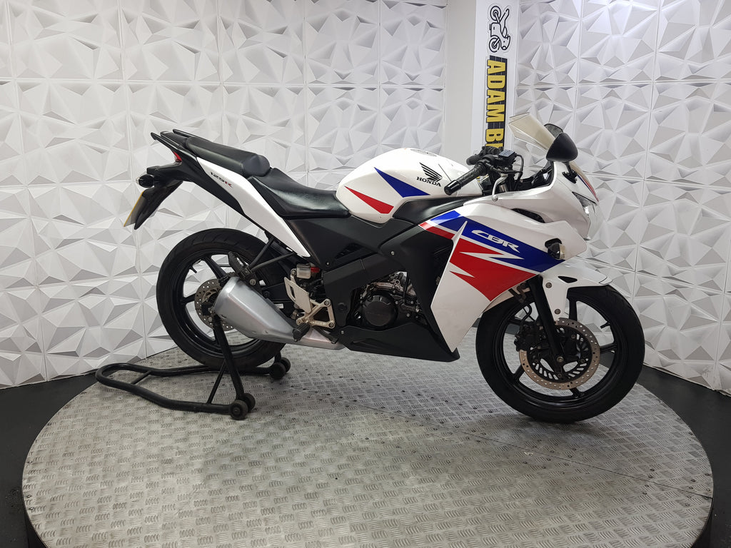 2013 HONDA CBR 125 R