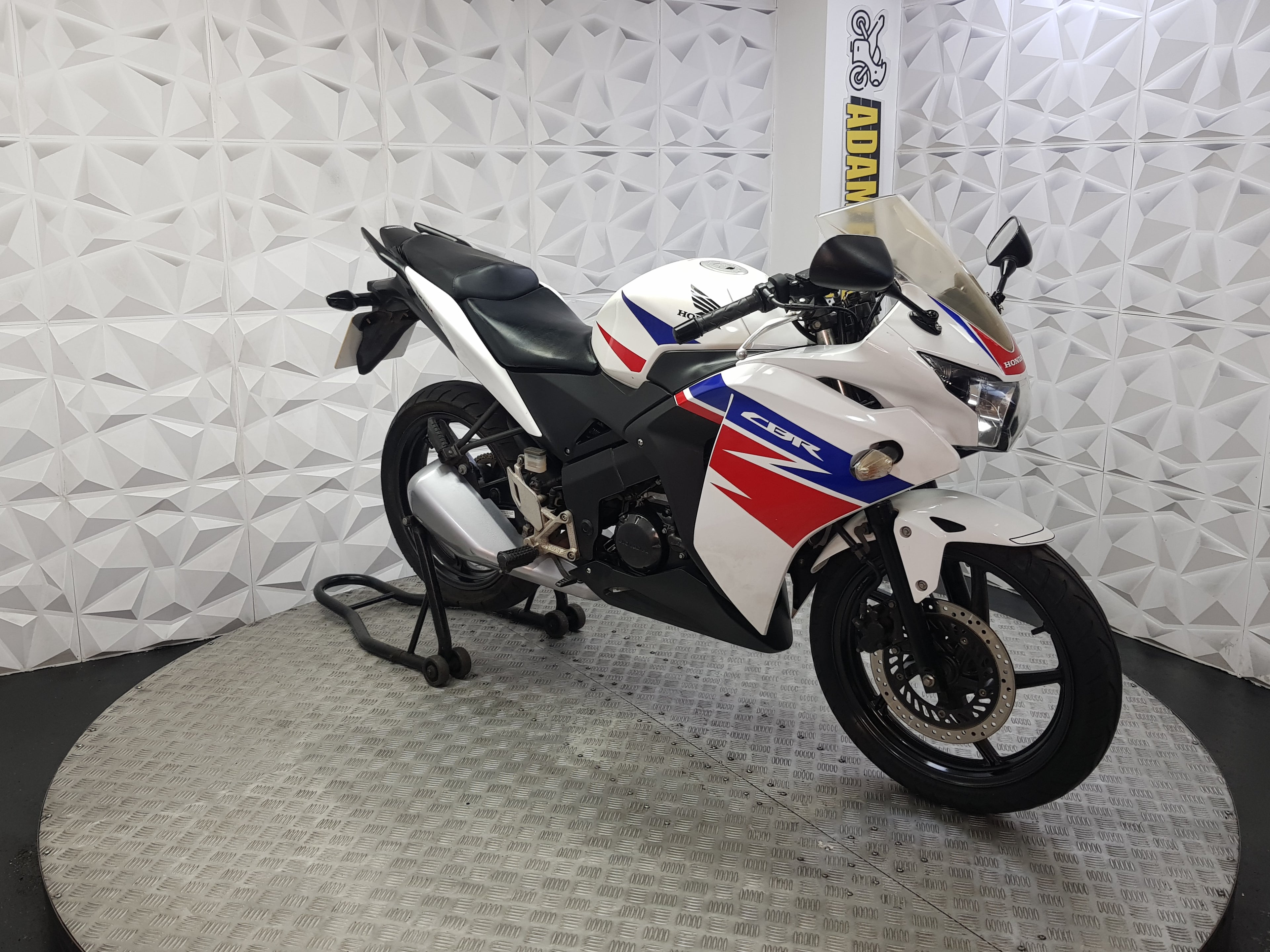 2013 HONDA CBR 125 R