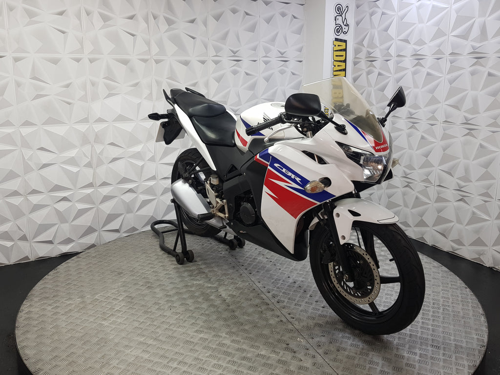 2013 HONDA CBR 125 R