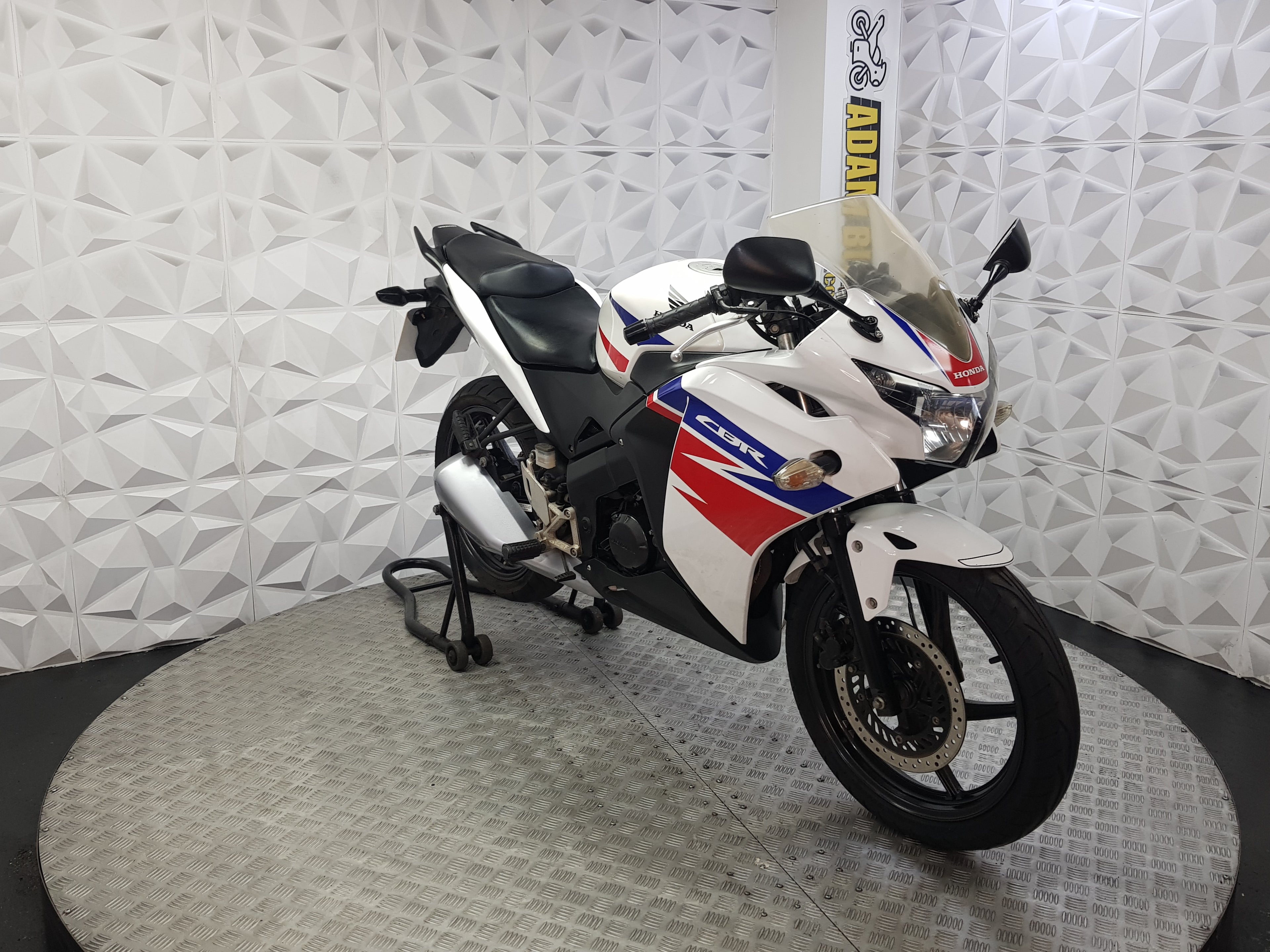 2013 HONDA CBR 125 R