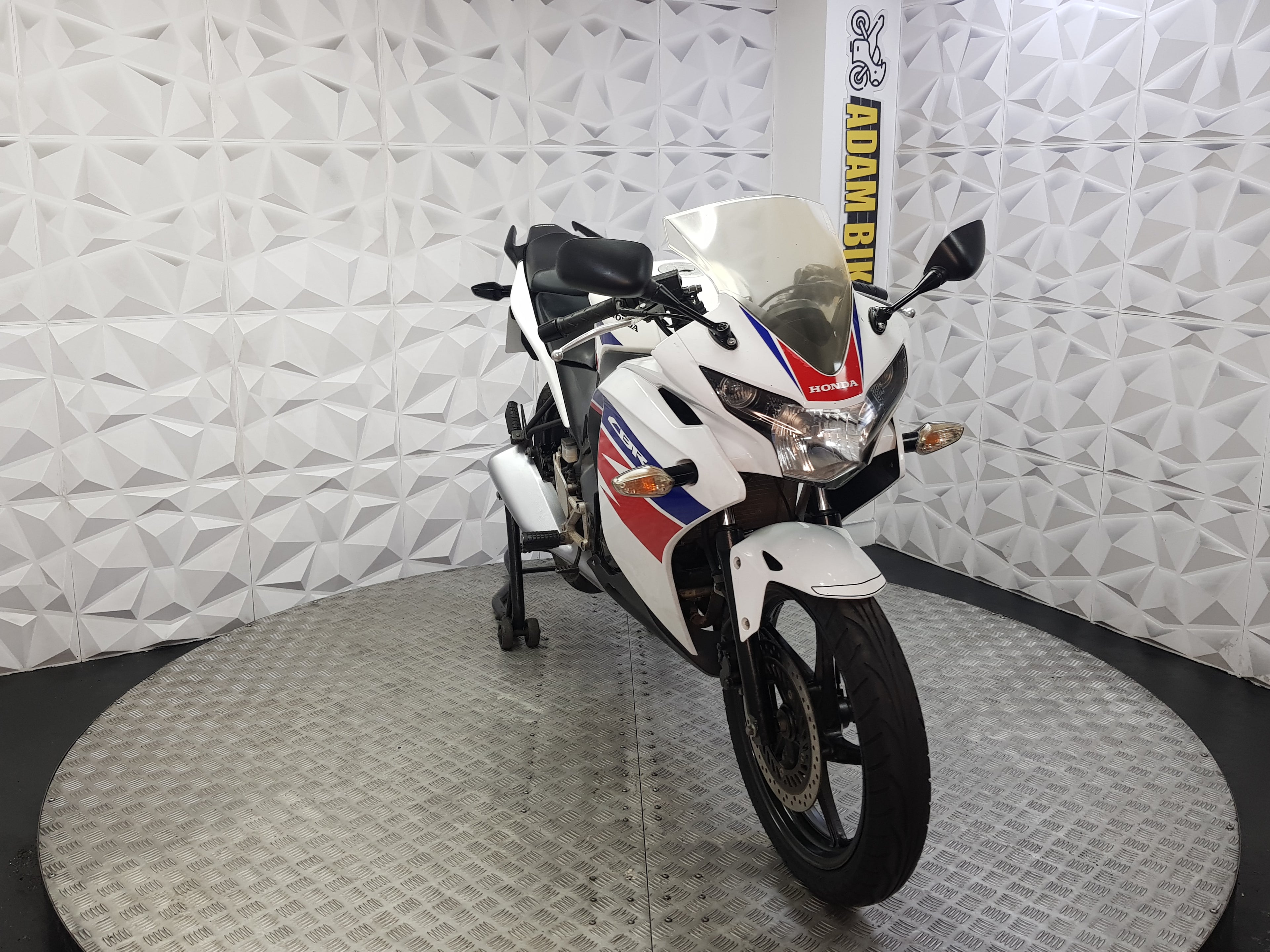 2013 HONDA CBR 125 R