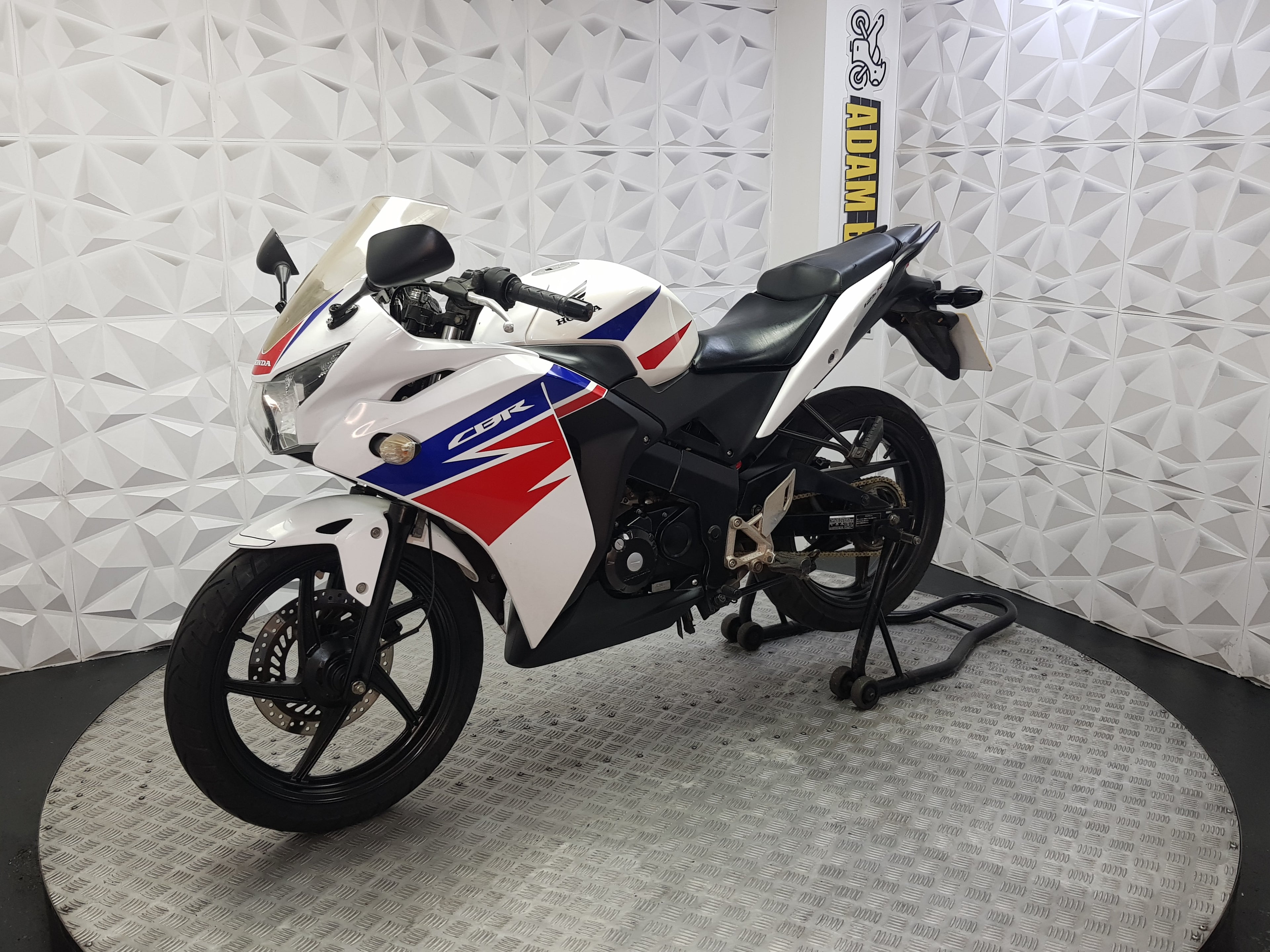 2013 HONDA CBR 125 R