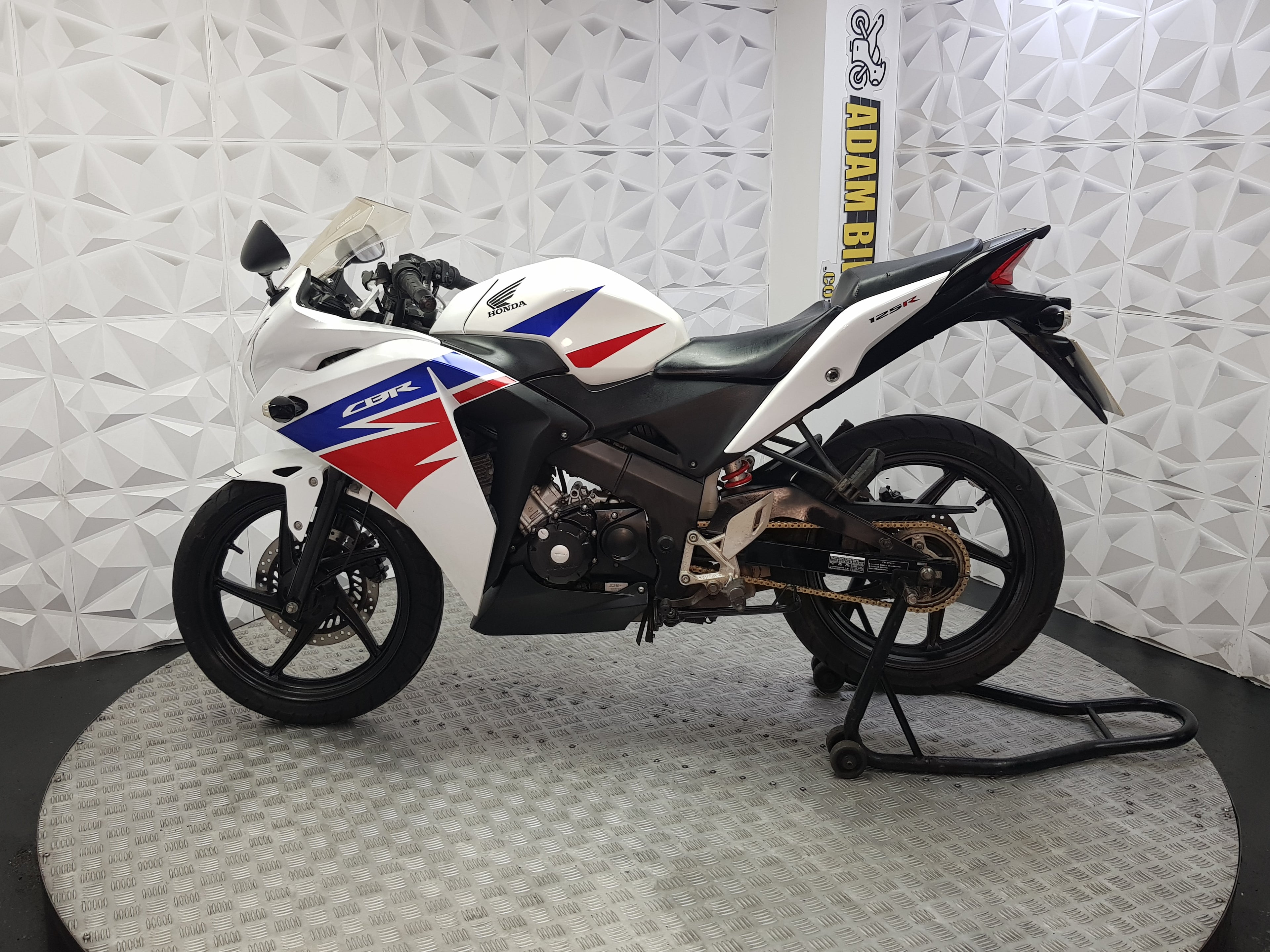 2013 HONDA CBR 125 R