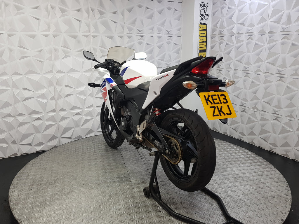 2013 HONDA CBR 125 R