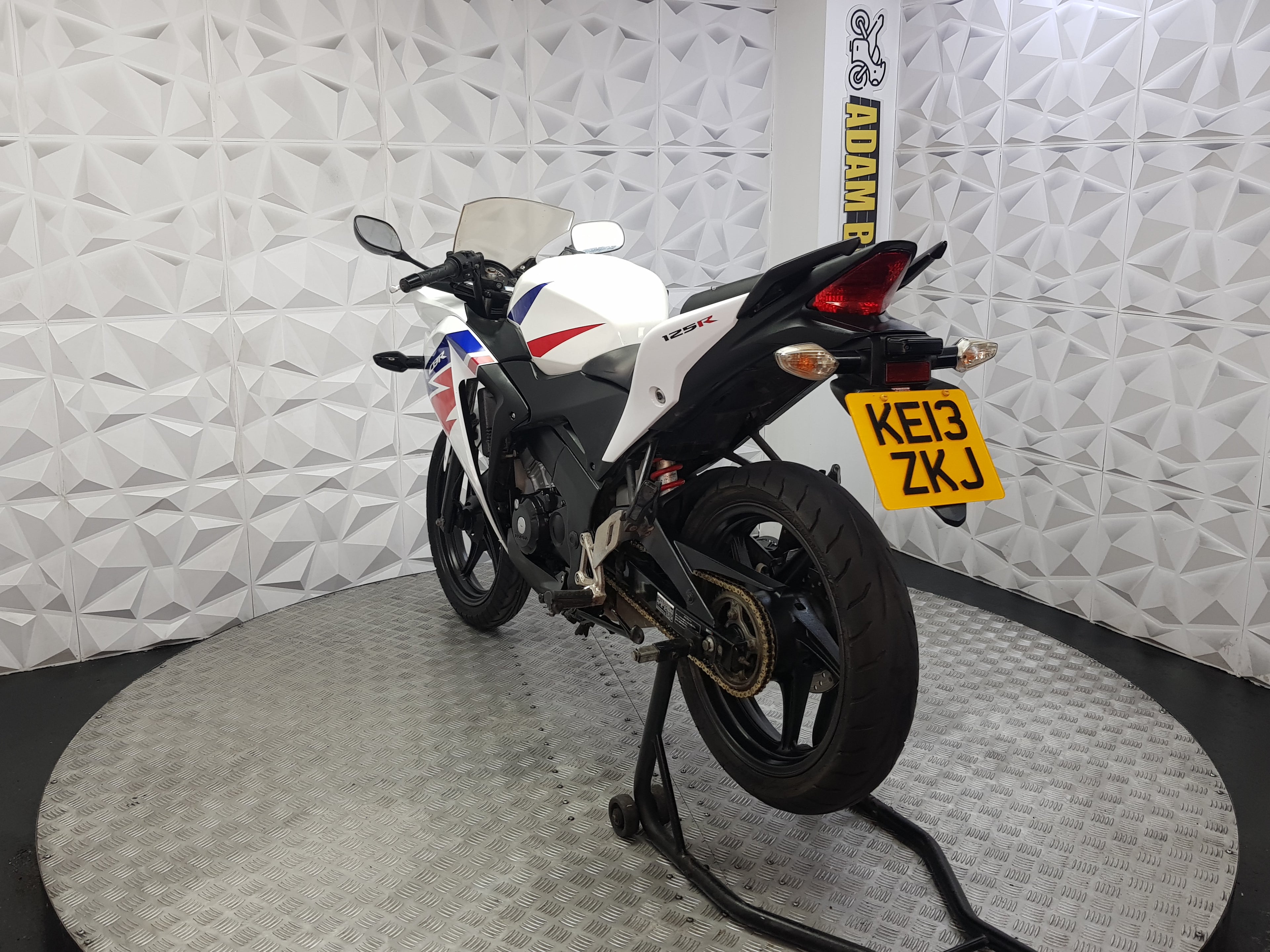 2013 HONDA CBR 125 R