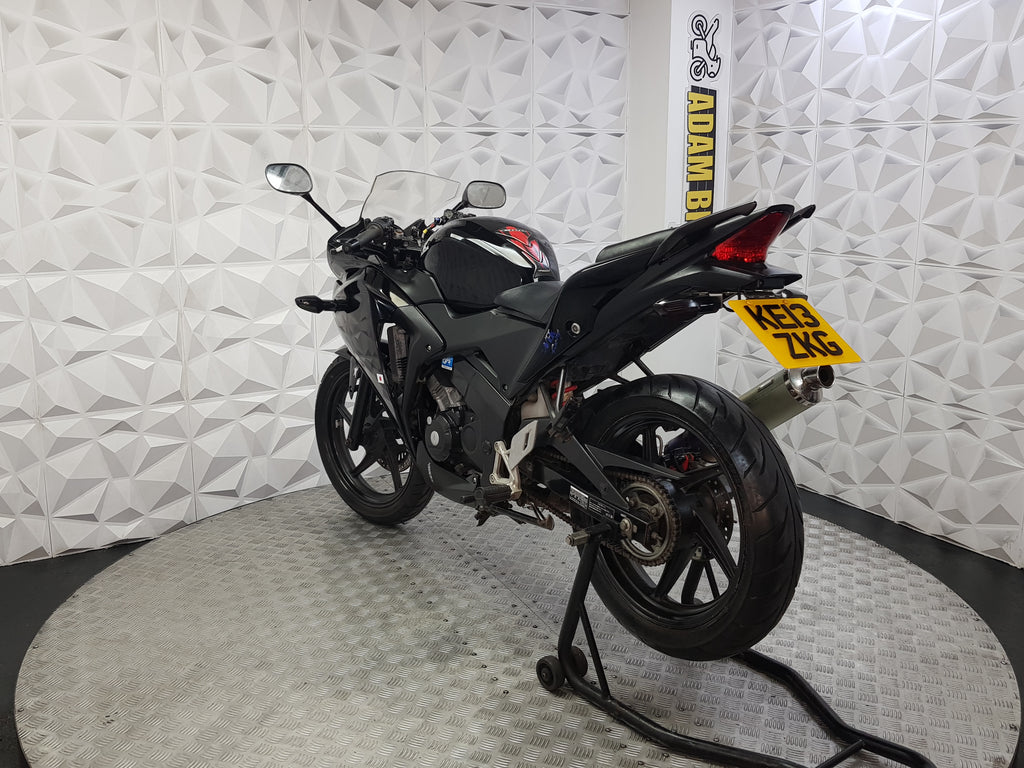 2013 HONDA CBR 125 R