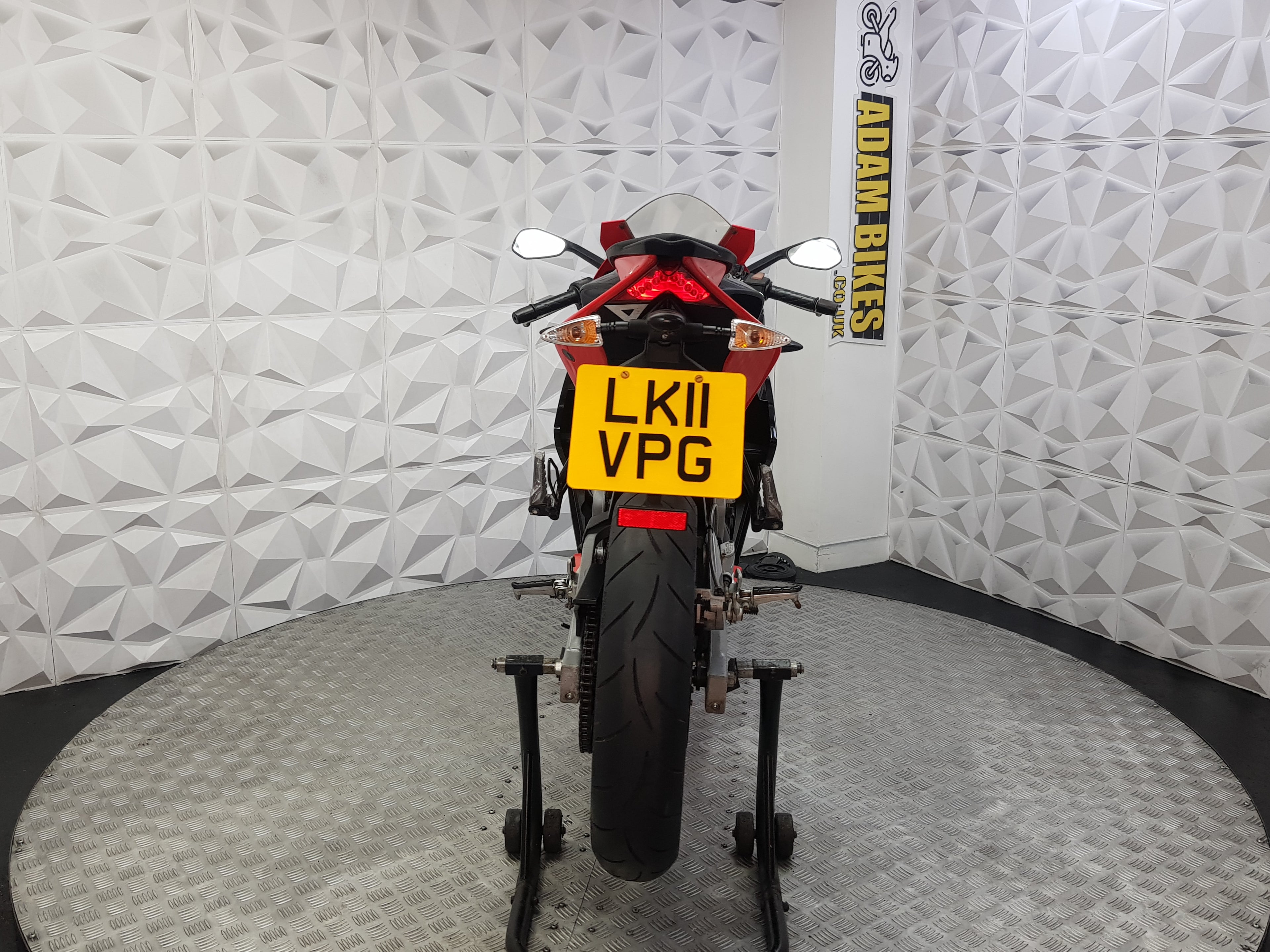 2011 APRILIA RS4 125