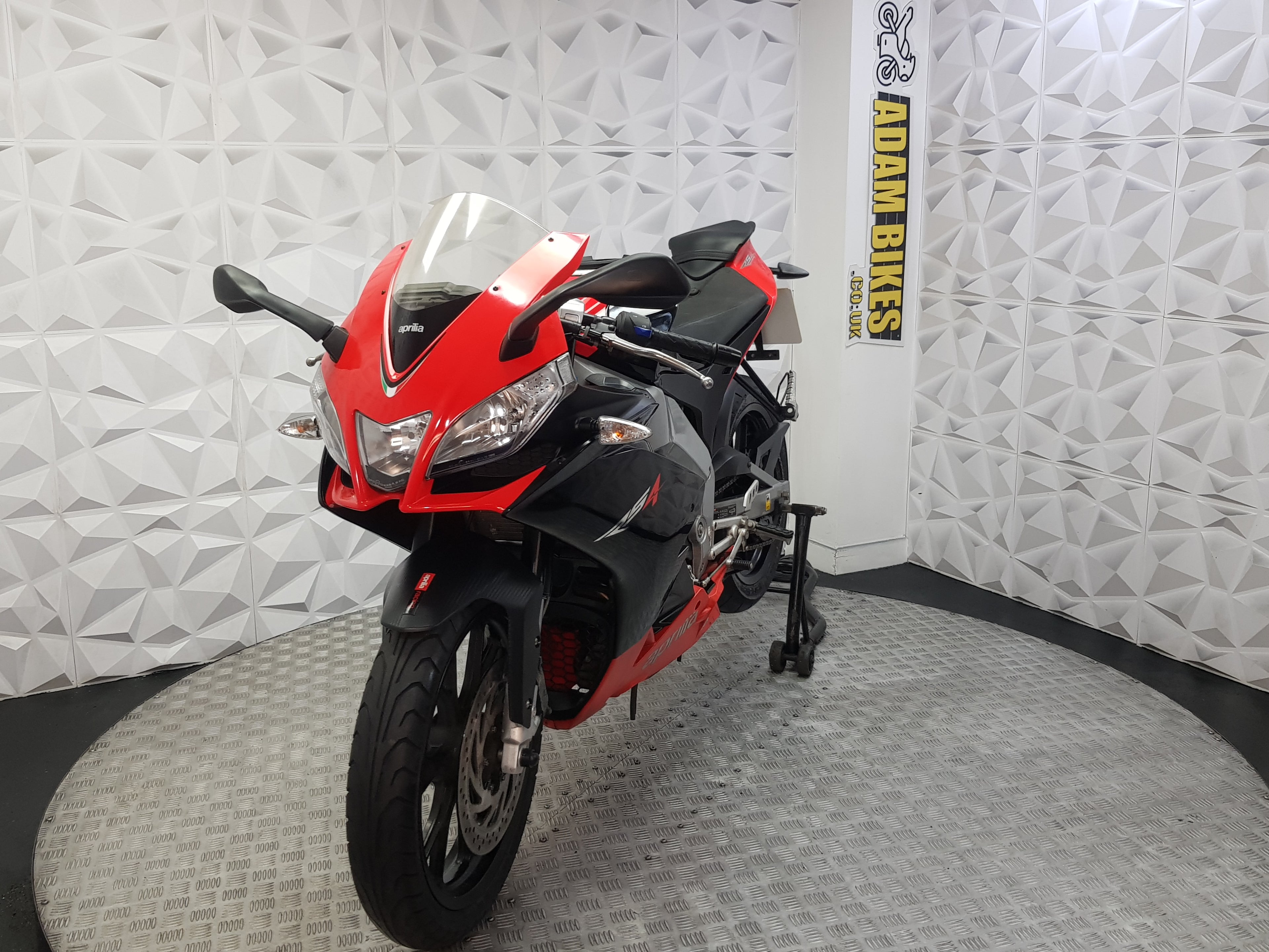 2011 APRILIA RS4 125