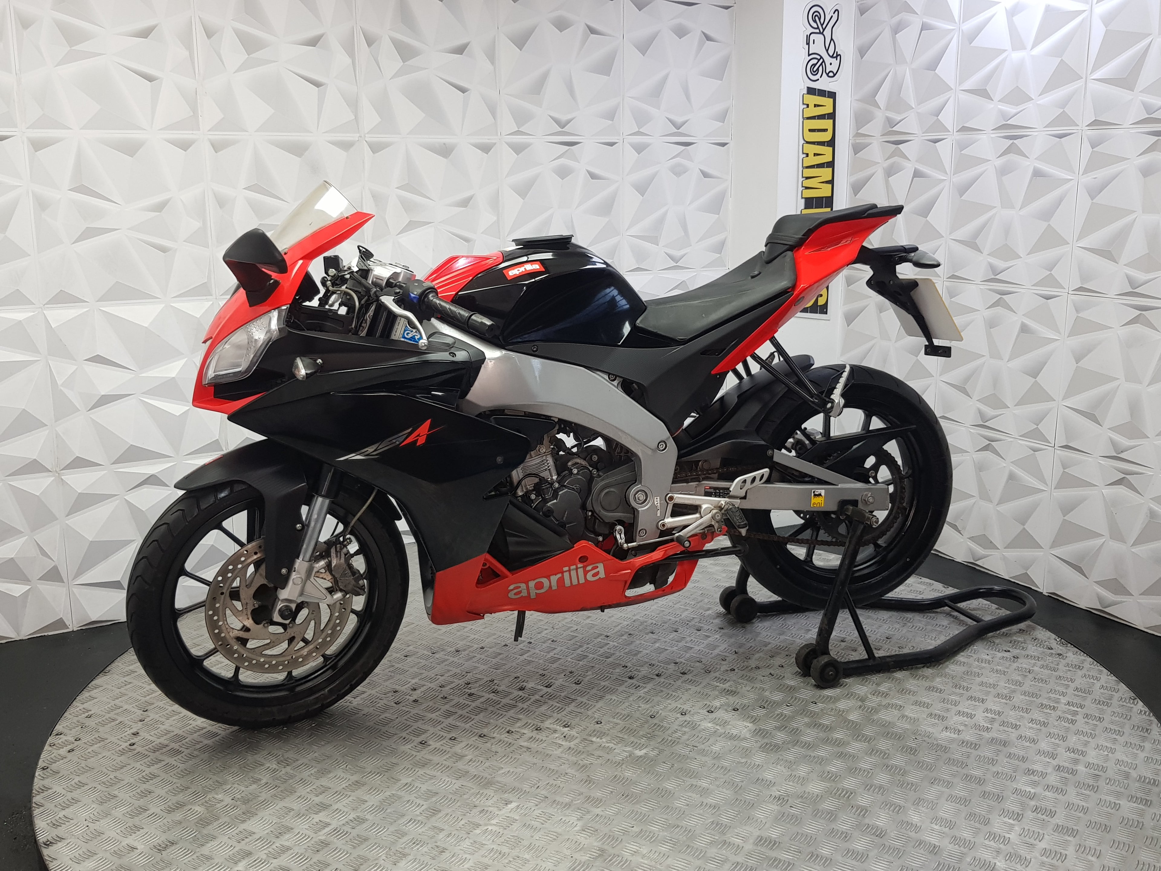 2011 APRILIA RS4 125