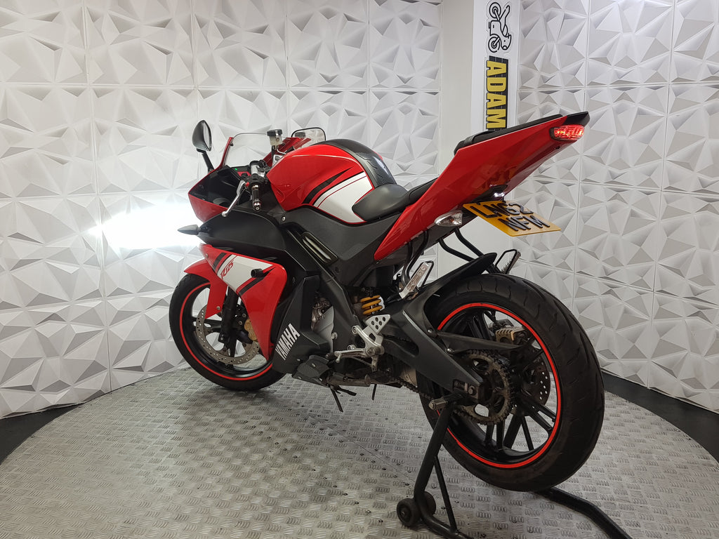 2013 YAMAHA YZF R125