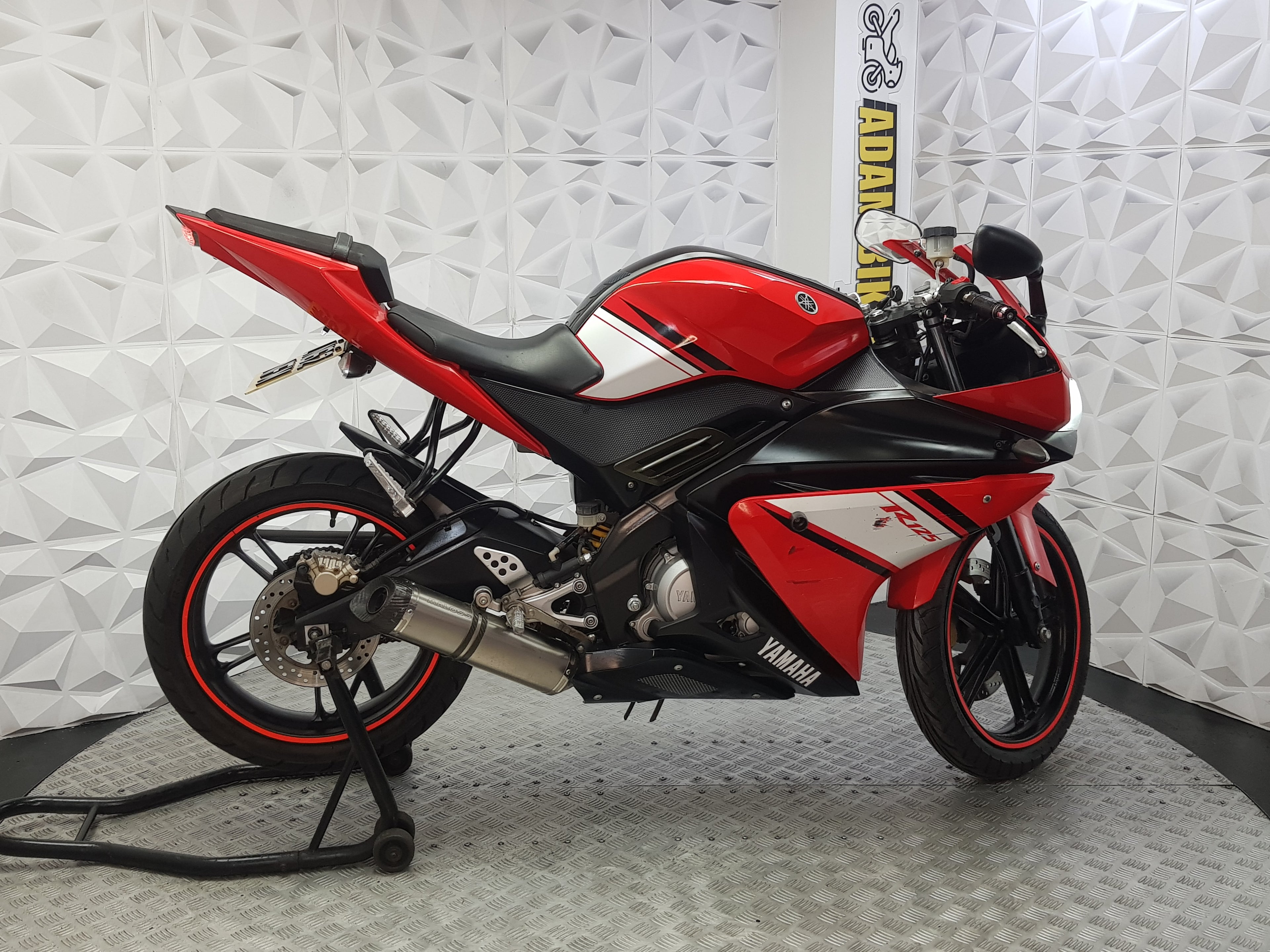 2013 YAMAHA YZF R125