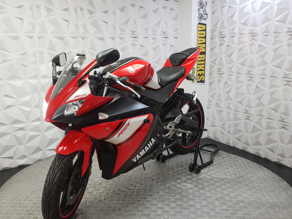 2013 YAMAHA YZF R125