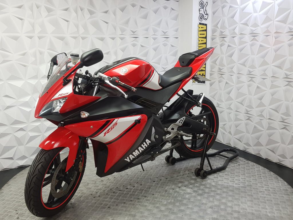 2013 YAMAHA YZF R125